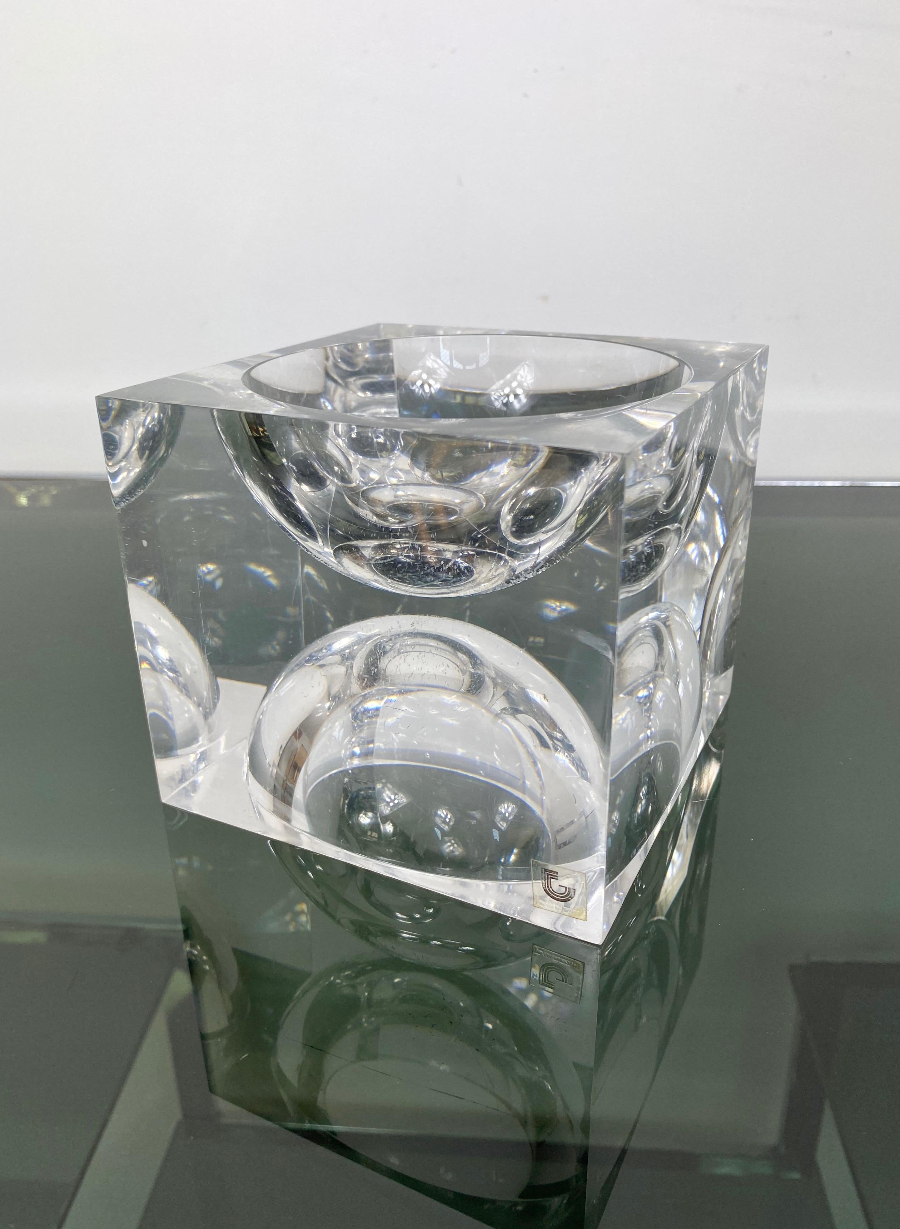 Mid-Century Modern Lucite Acrylic Cubic Sculpture by Team Guzzini, Italy, 1970s Spiral Geometry