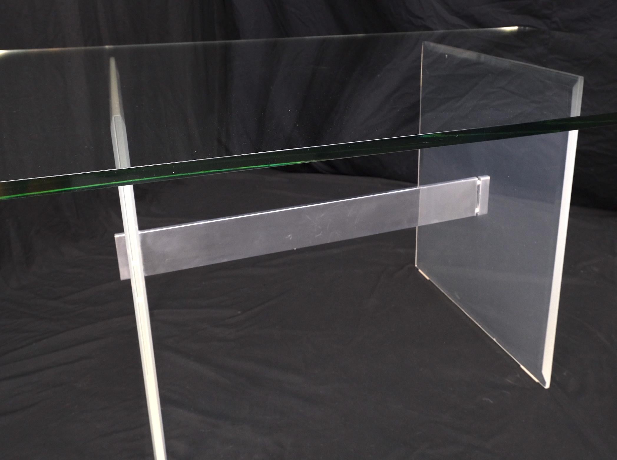 Lucite & Aluminum Base Rectangle Glass Top Dining Conference Table In Good Condition For Sale In Rockaway, NJ