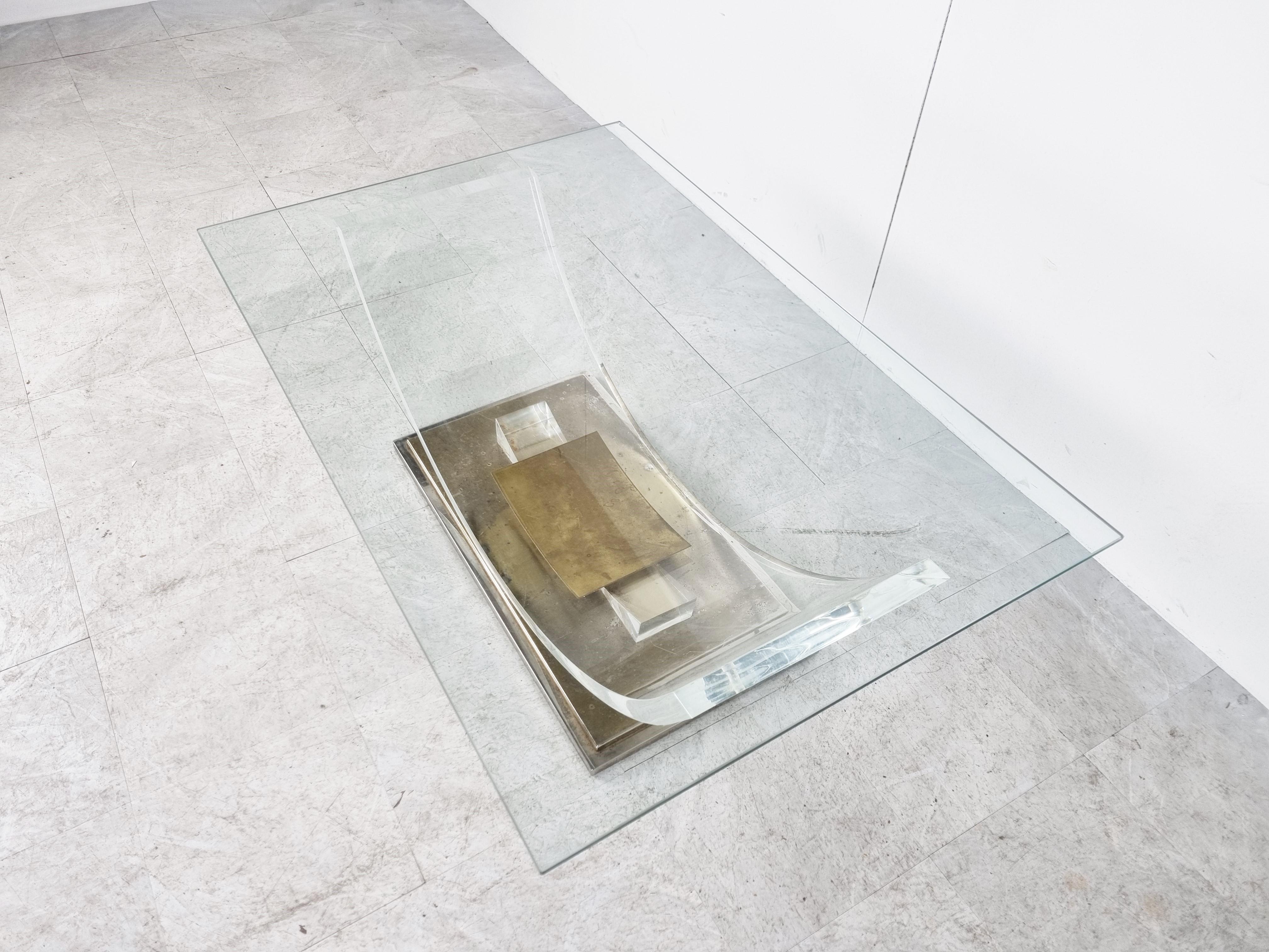 Lucite and brass arch coffee table, 1970 For Sale 1