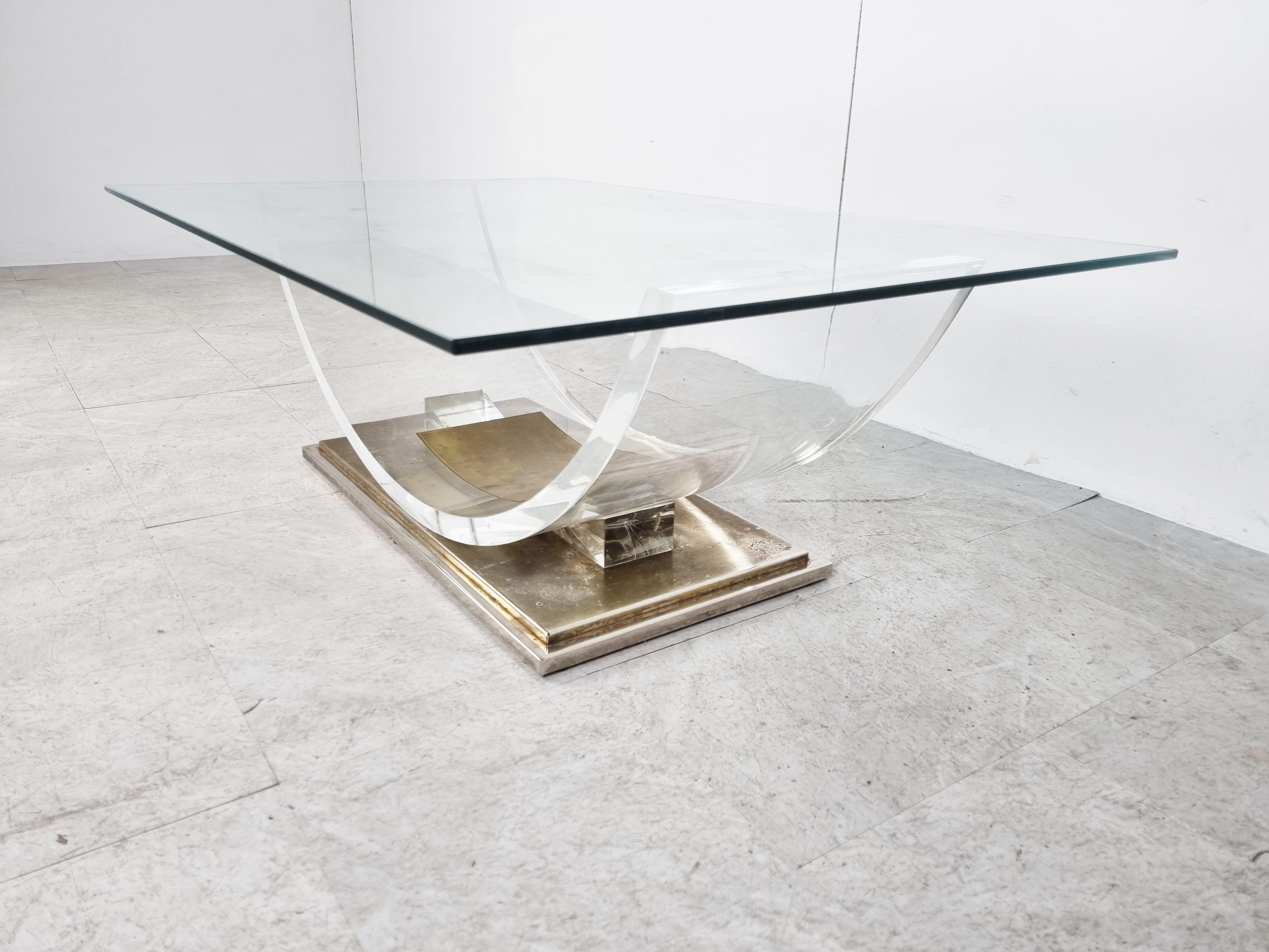 Lucite and brass arch coffee table, 1970 For Sale 2