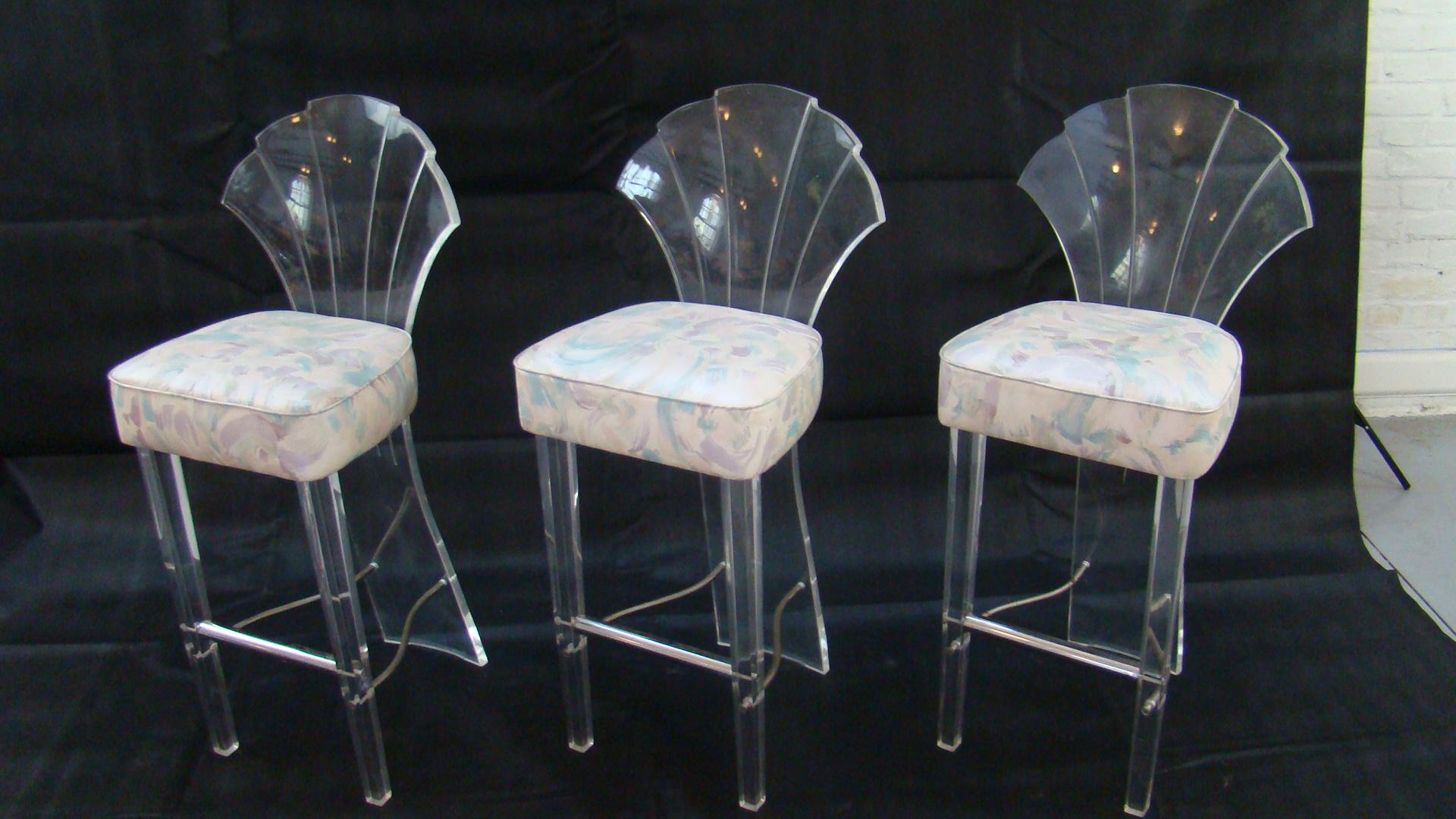 Lucite and Brass Barstools Bar Stools Charles Hollis Jones Style In Good Condition In Saint-Ouen, FR