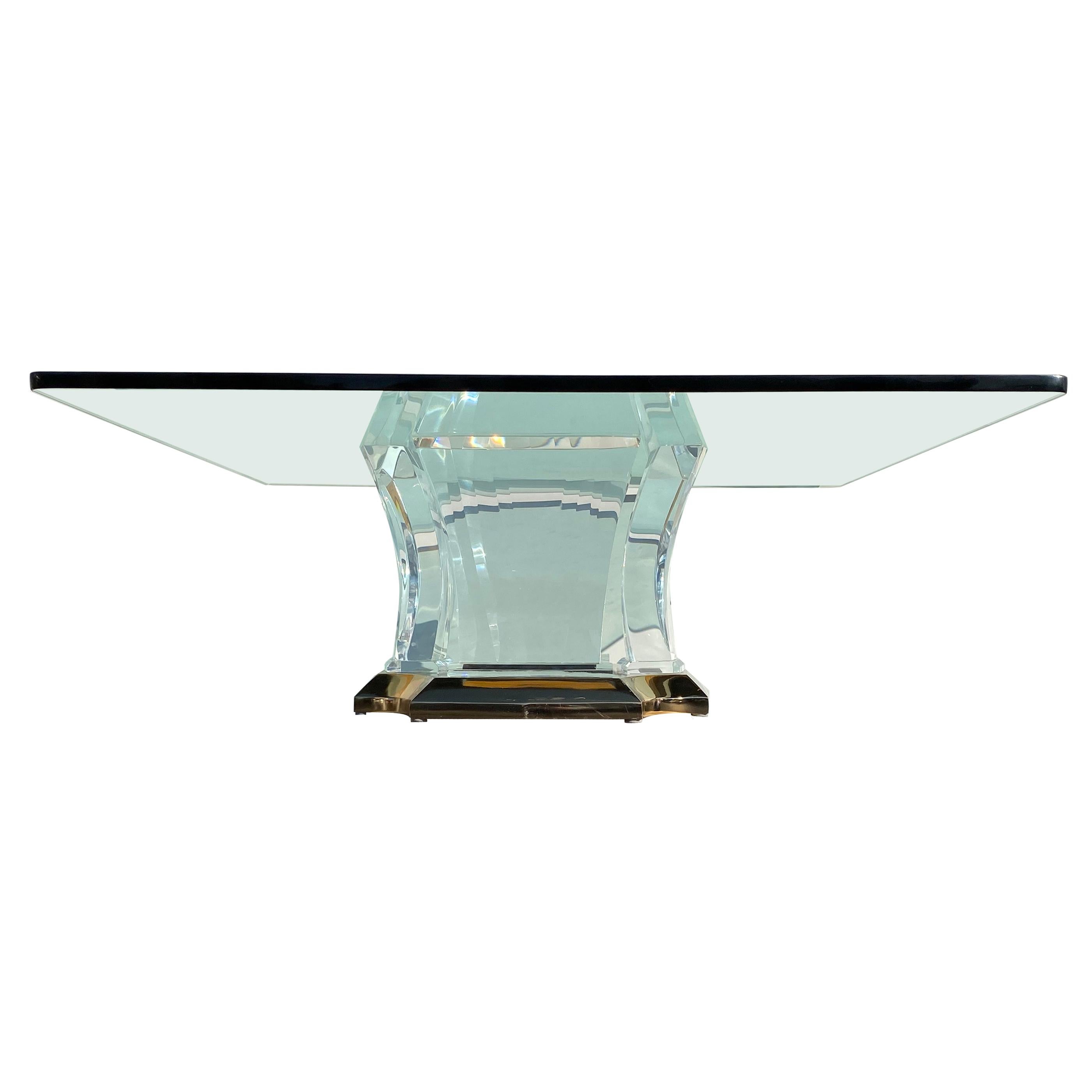 Mesa baja de Lucite y latón by Spectrum en venta