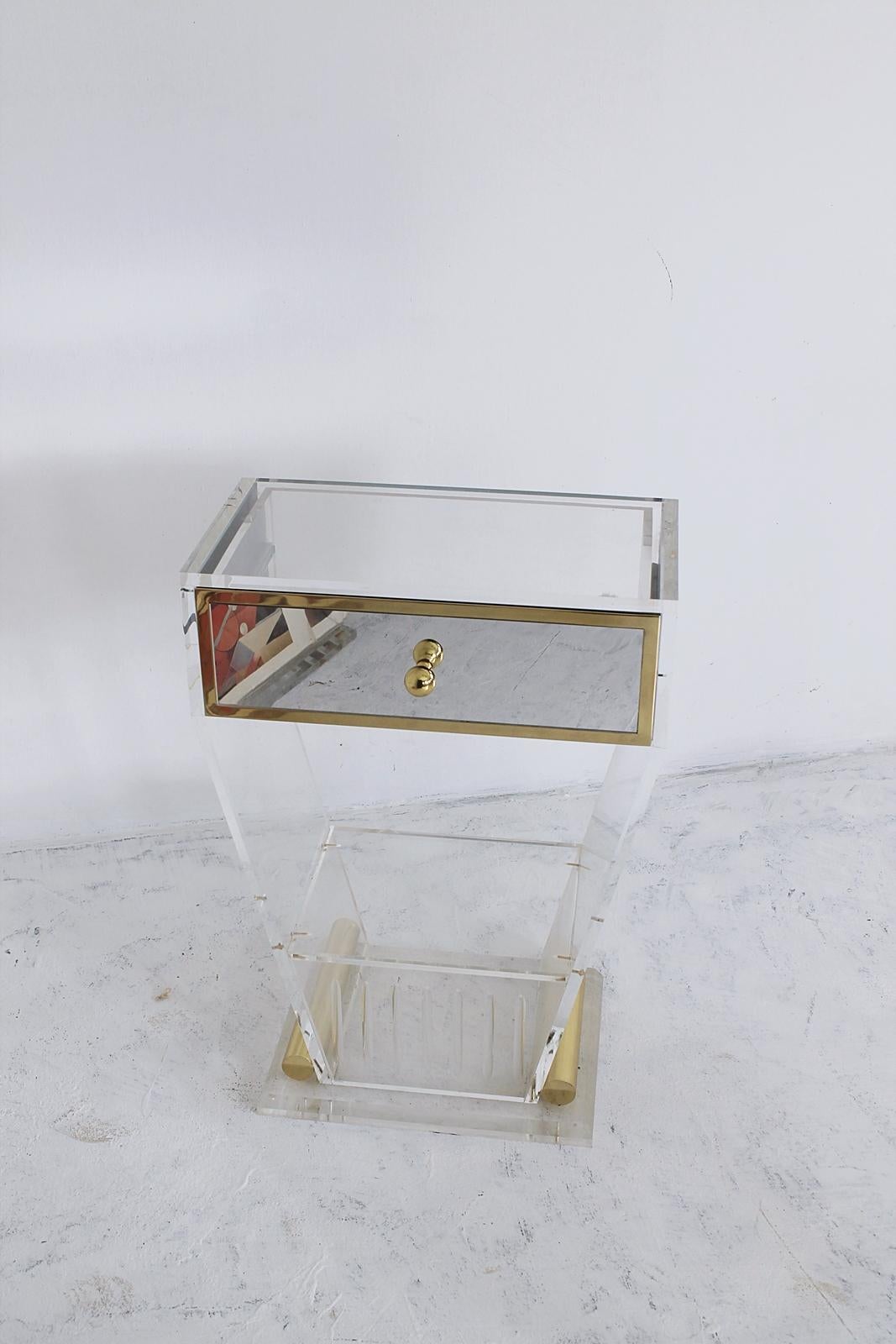 Hollywood Regency Lucite and Brass Entry Console Table With Mirrored Drawer, 1970s, France For Sale