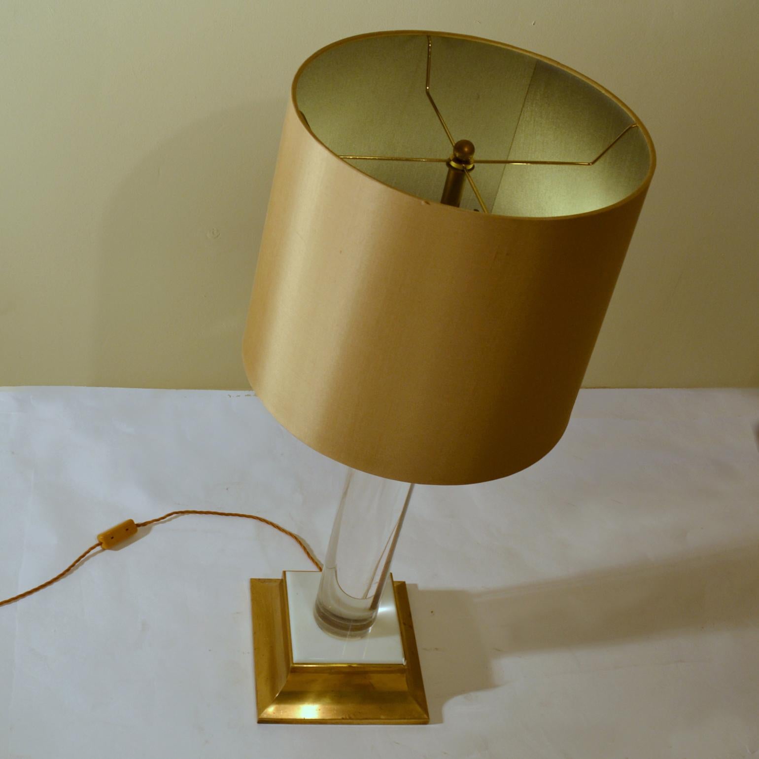 Lucite and Brass Table Lamp Italian 1960s with Silk Lamp Shade In Excellent Condition For Sale In London, GB