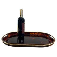 Bandeja oval italiana de lucita y latón de Guzzini, años 70