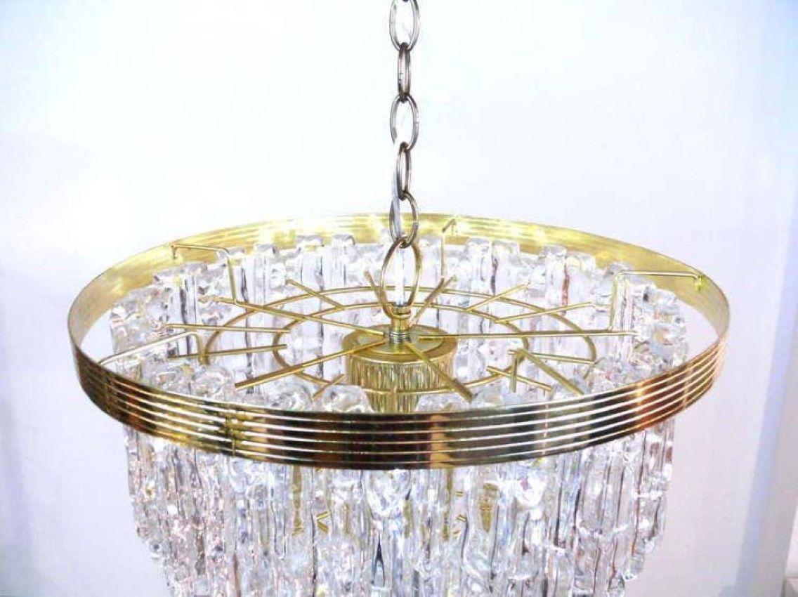 Lucite And Brass Kalmar Style Icicle Chandelier For Sale 4