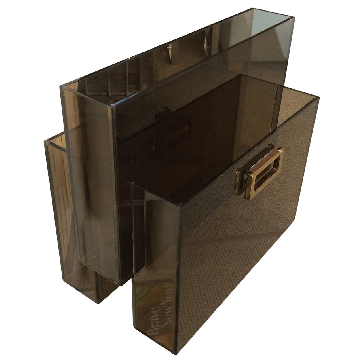 Portariviste in lucite e ottone di Charles Hollis Jones, firmato e datato