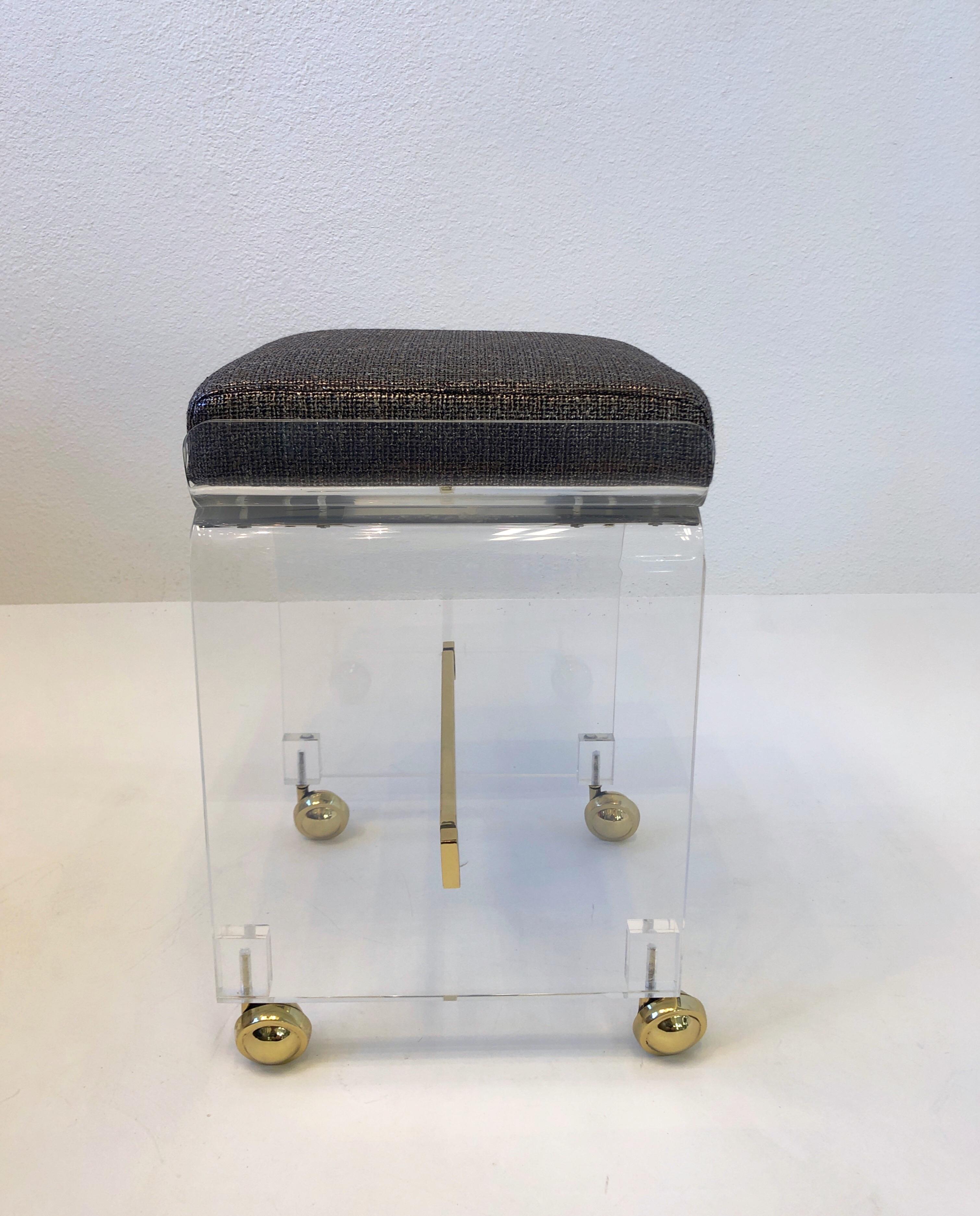 Lucite and Brass Waterfall Vanity Stool by Charles Hollis Jones  In Excellent Condition In Palm Springs, CA