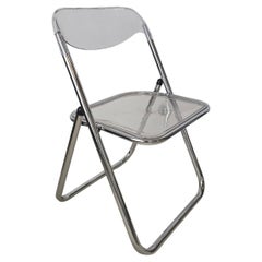 Silla plegable de lucita y cromo de los años 70 fabricada en Italia