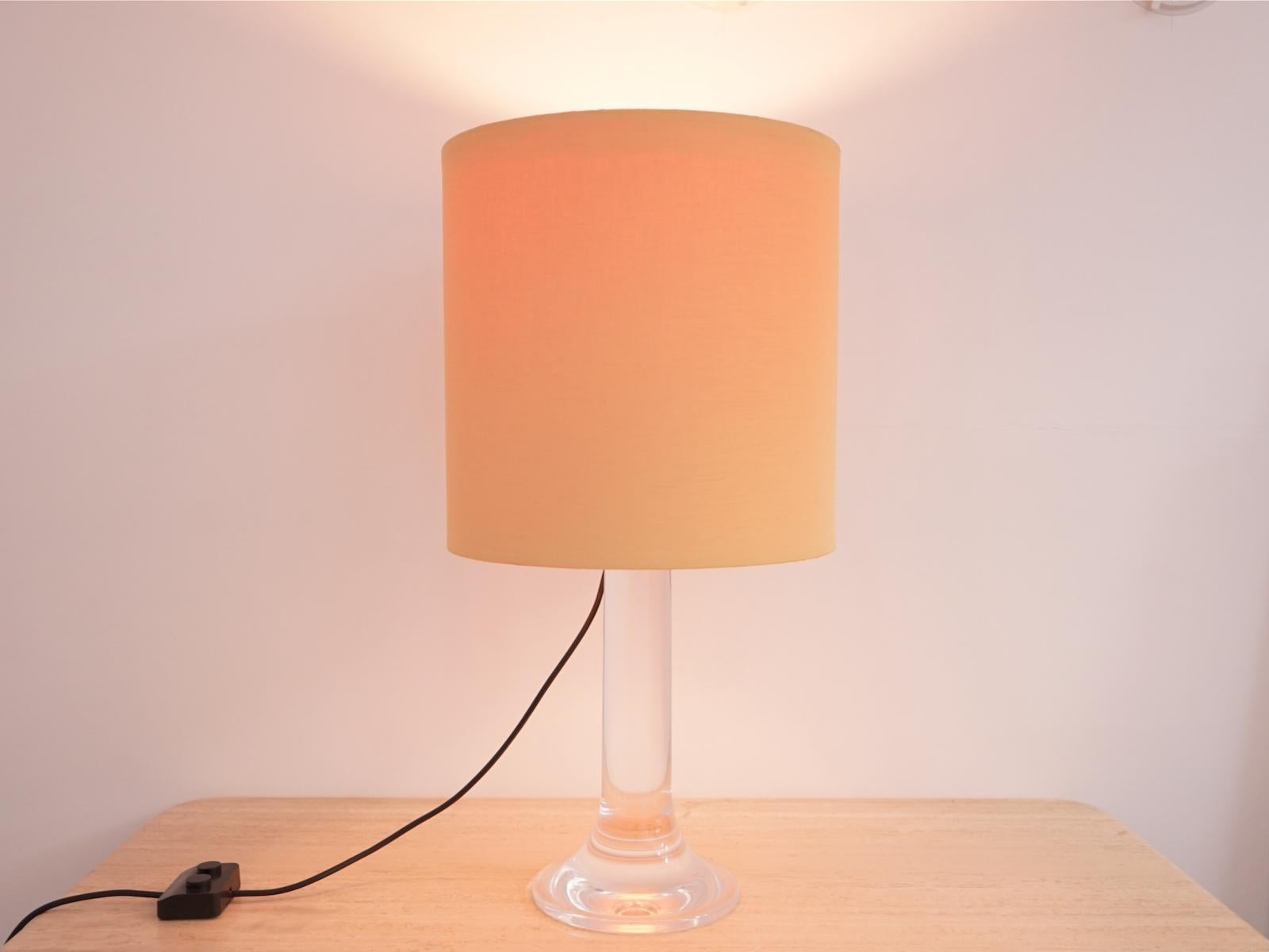 Late 20th Century Lucite and Chrome Table Lamp 1970s For Sale