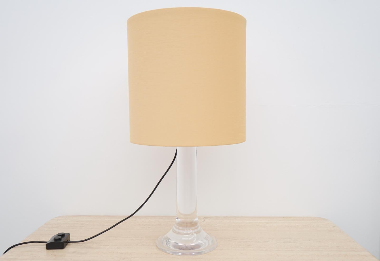 Lucite and Chrome Table Lamp 1970s For Sale 1
