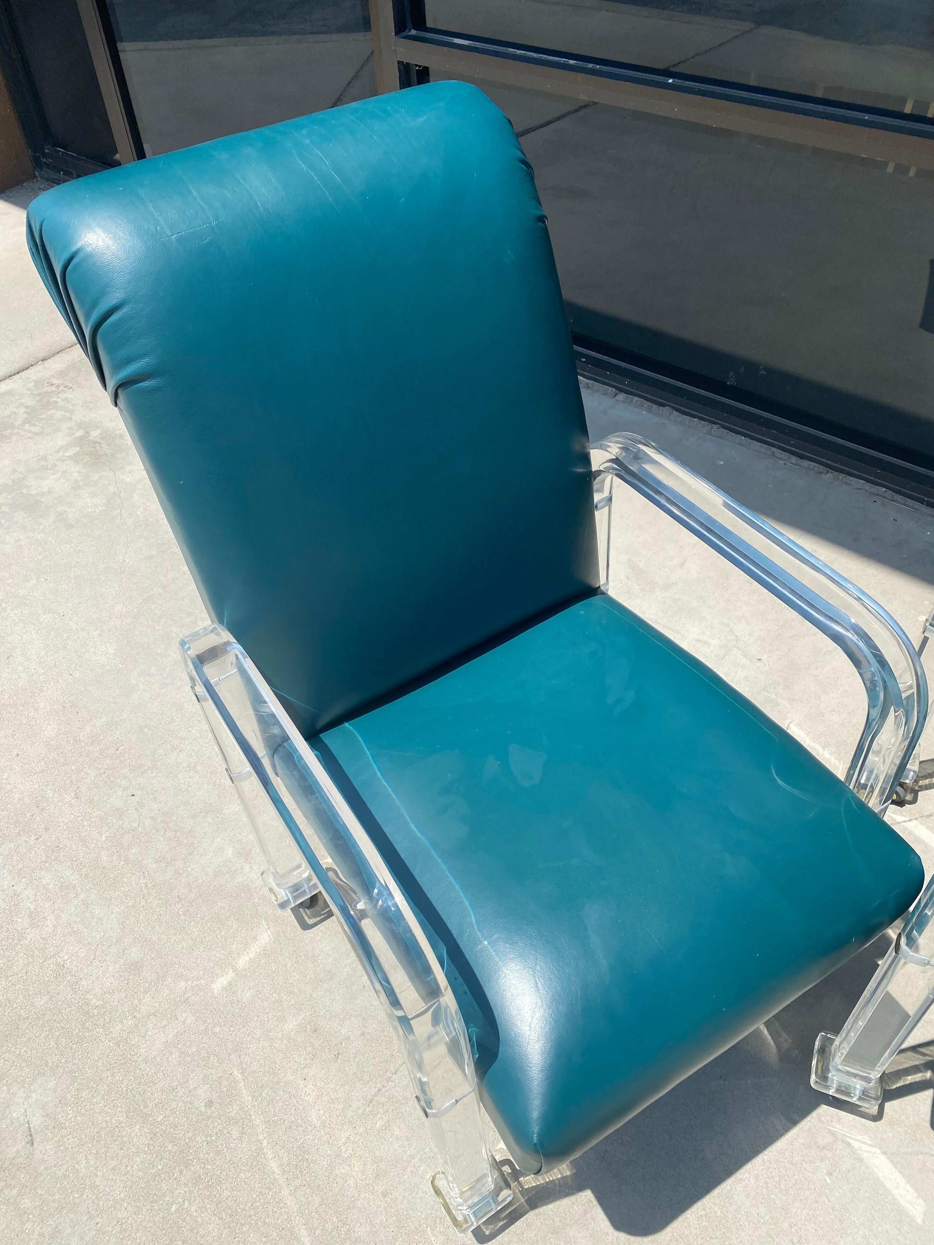 Late 20th Century Vintage Lucite and Emerald Green Leather Set of 4 Dining/Game Chairs on Casters For Sale