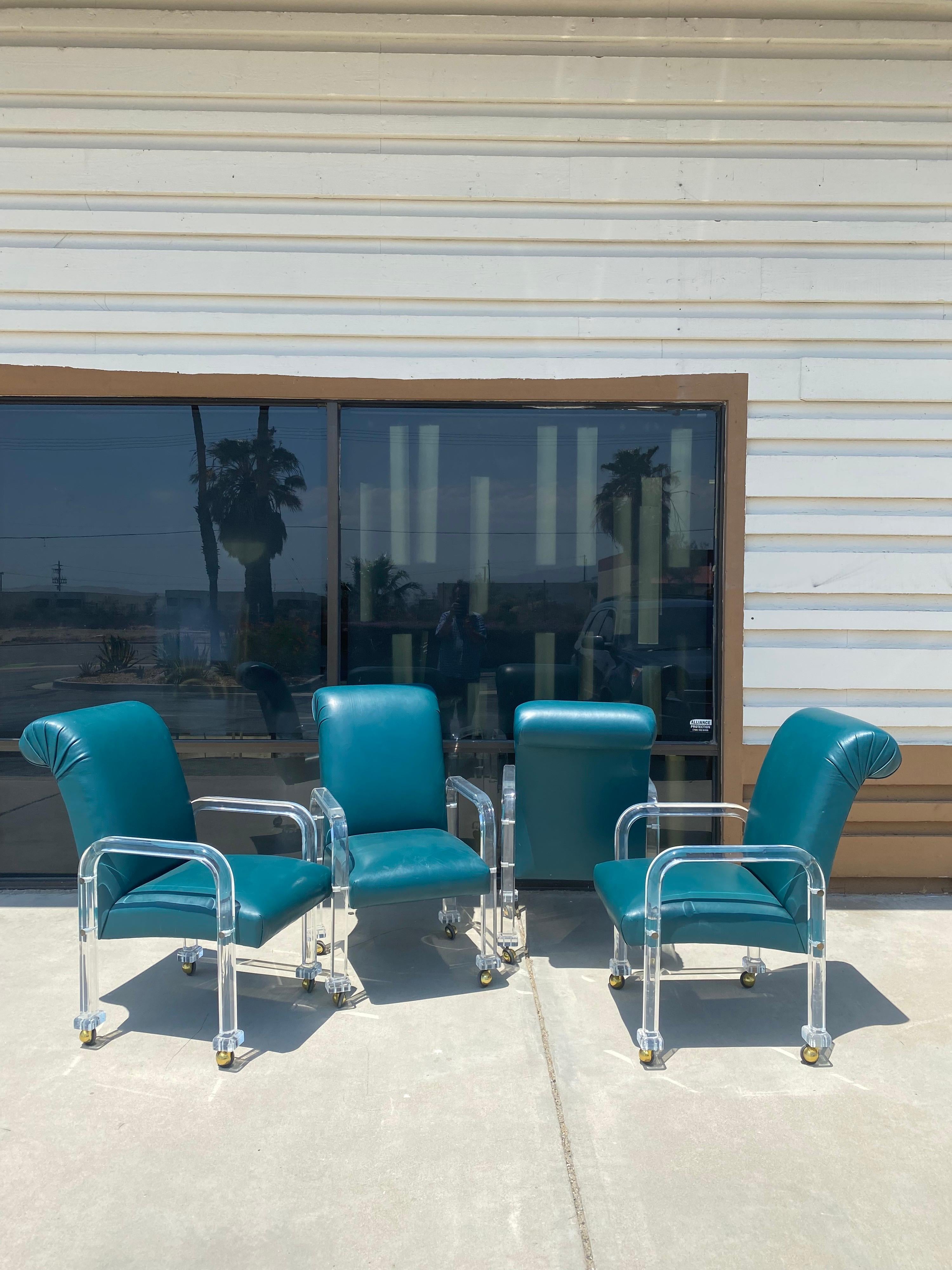 Palm Springs and Palm Beach were the lucite furniture centers on the 70s and 80s. Sometimes the entire estate was furnished entirely with lucite furniture and accessories! that was the case of this home. These gorgeous set of four high end