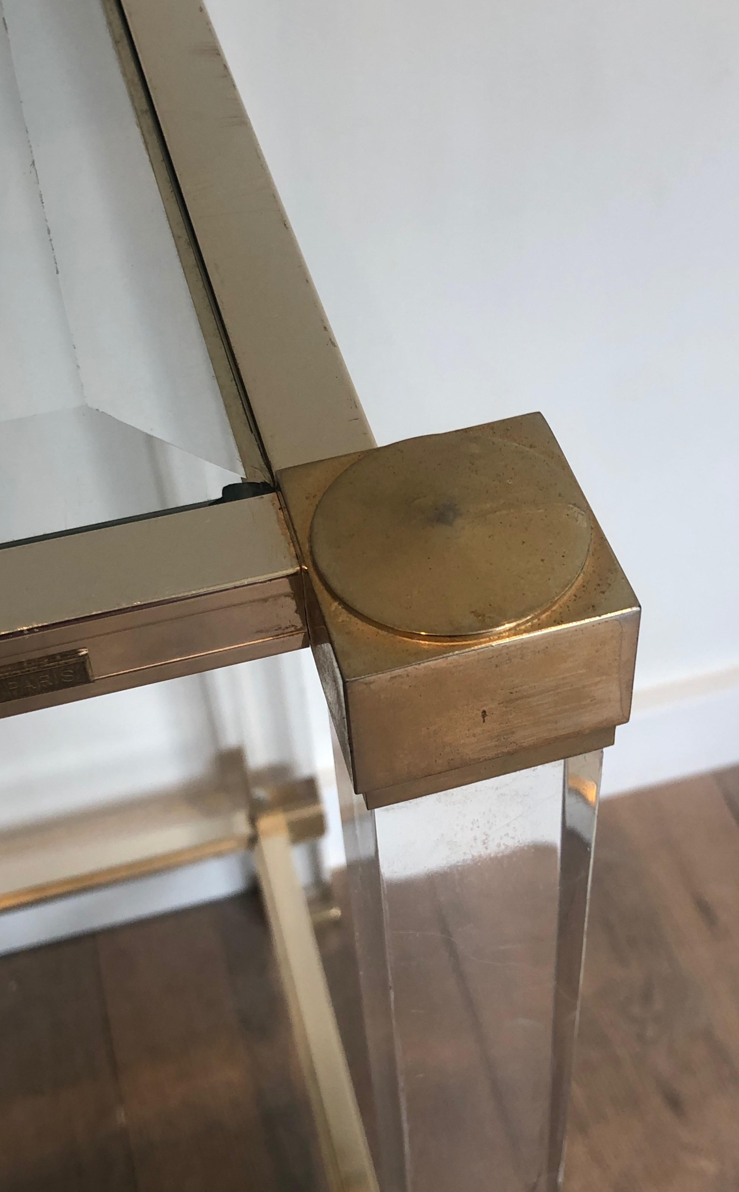Lucite and Gilt Metal Console by Pierre Vandel, Circa 1970 In Good Condition For Sale In Marcq-en-Barœul, Hauts-de-France