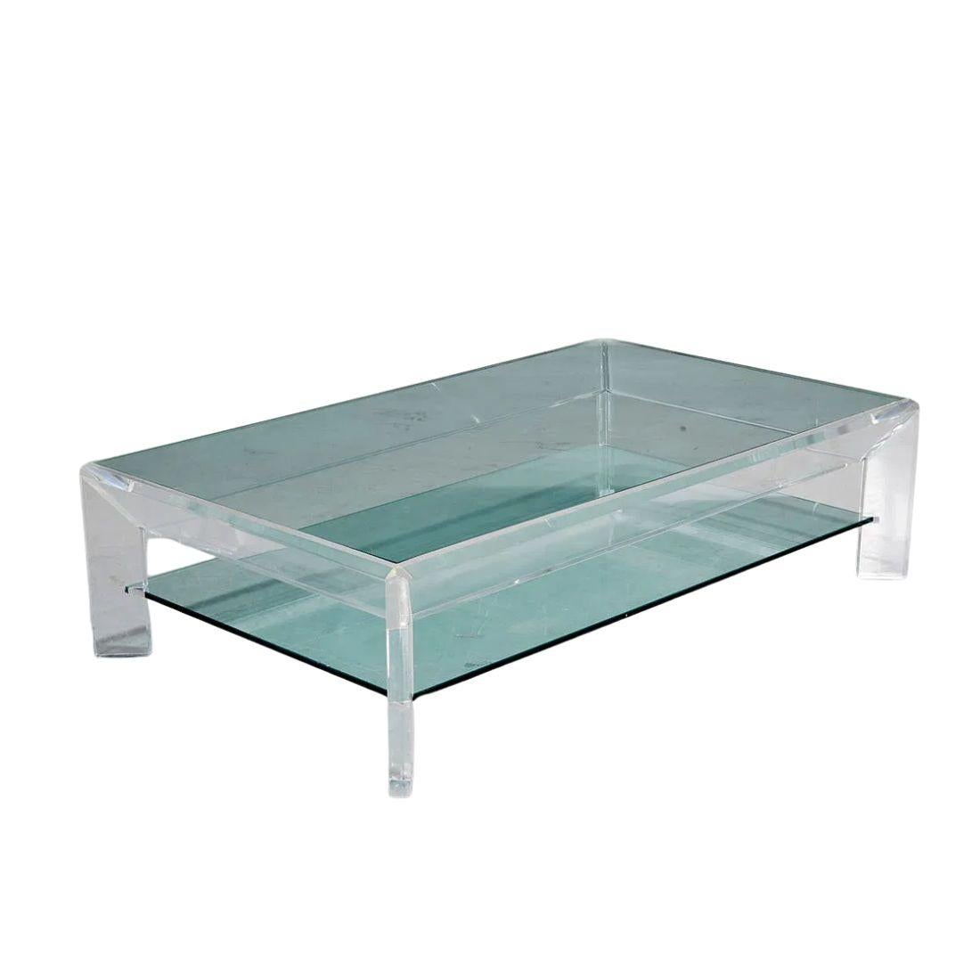 Tavolino in lucite e vetro alla maniera di Charles Hollis Jones In condizioni buone in vendita a Locust Valley, NY