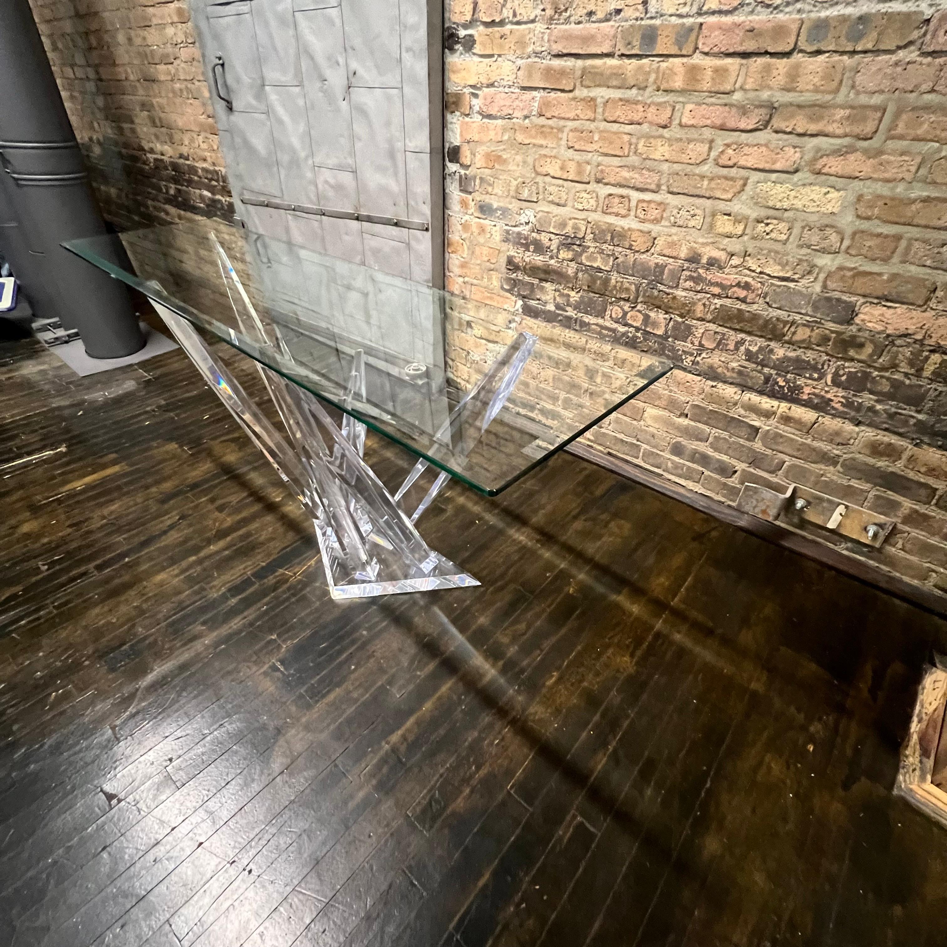 Table console en lucite et verre de type Stalagmite Bon état - En vente à Chicago, IL
