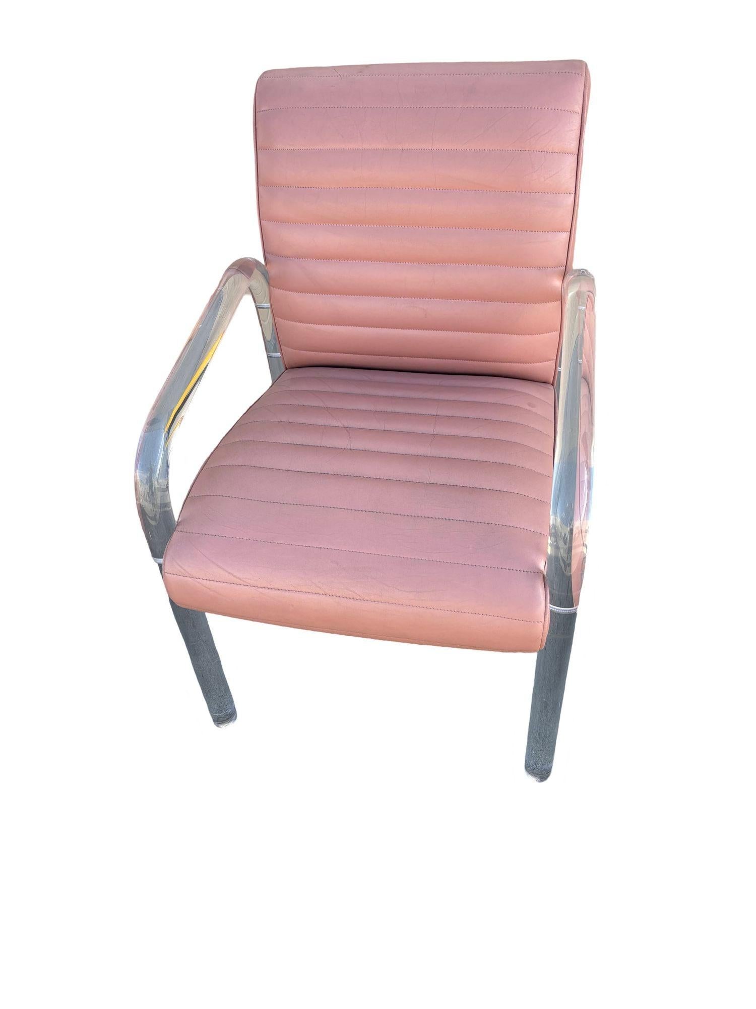 Lucite- und Leder-Loungesessel von Leon Frost, signiert im Angebot 2