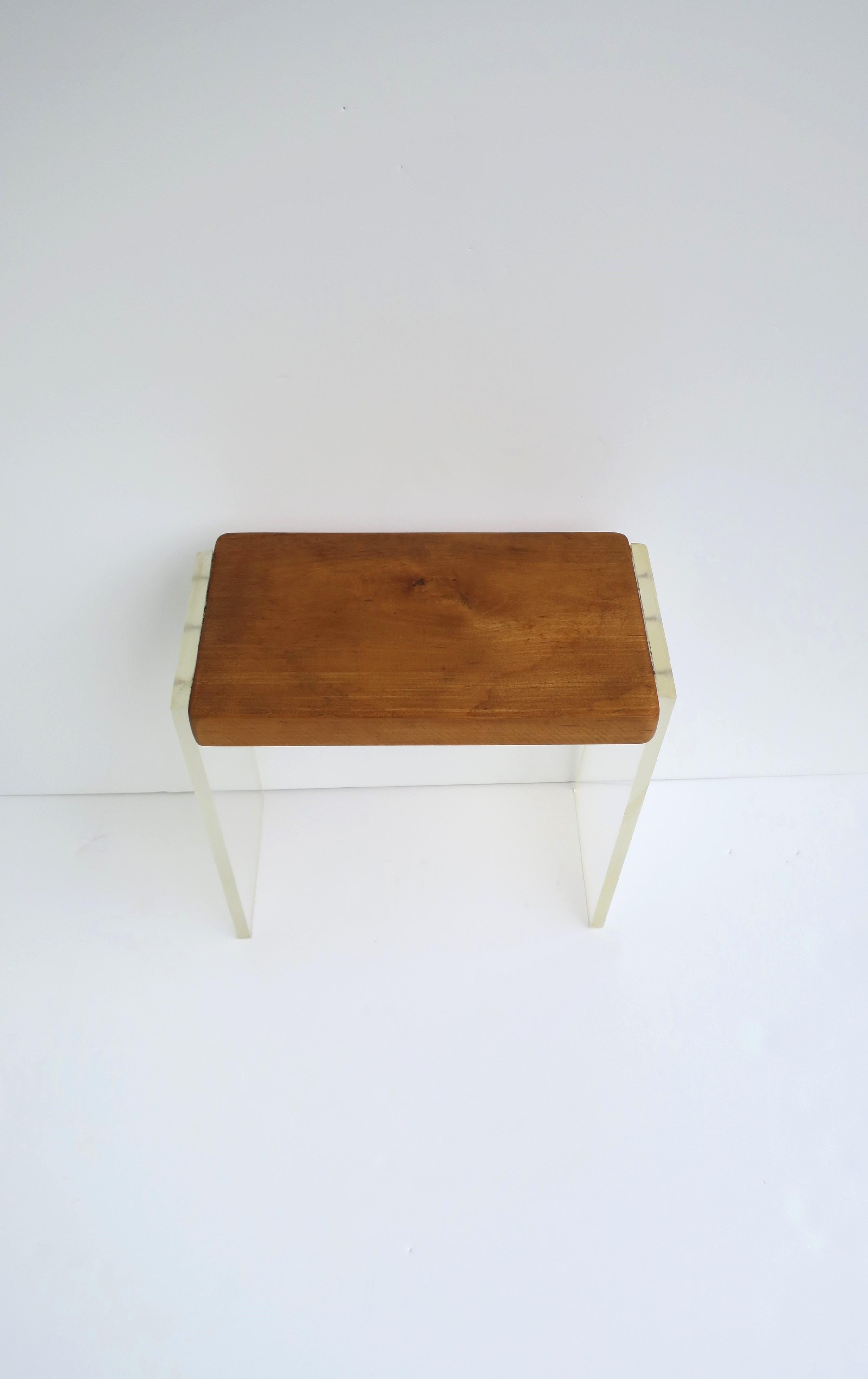 20th Century Lucite and Oak Stool Small Table For Sale