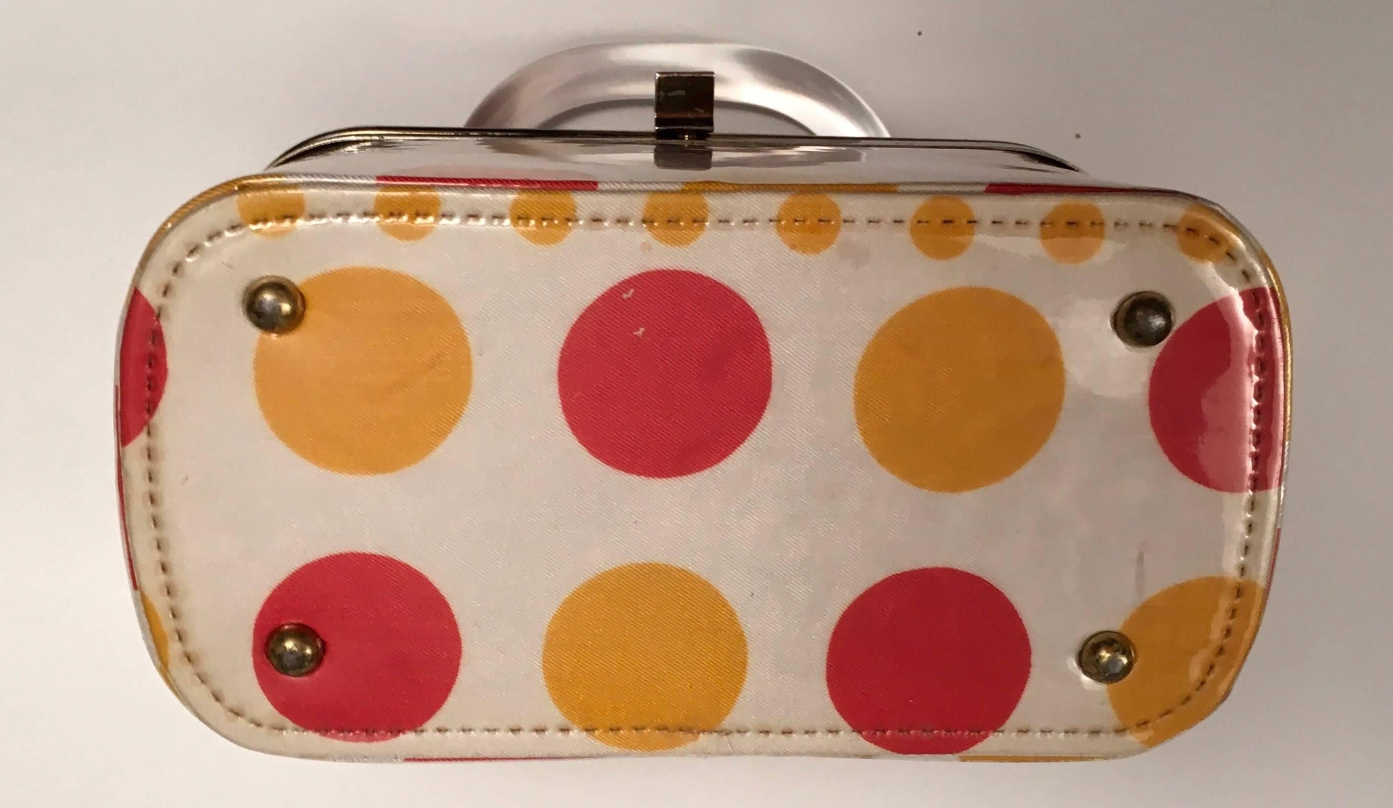 Lucite and Polka Dot 1960's Purse For Sale 3
