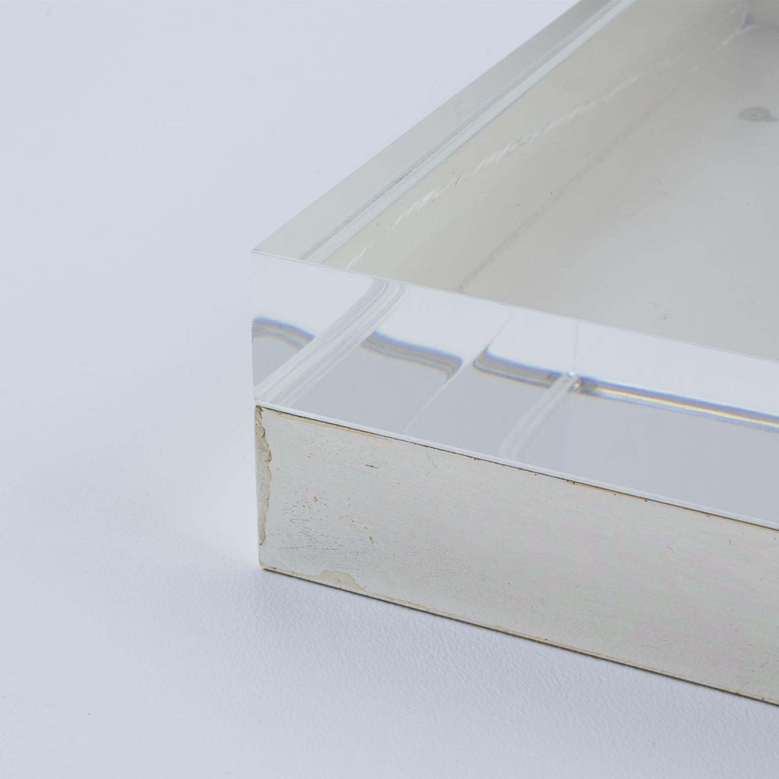 Lucite and Silver Plate Large Modernist Box, circa 1970 (Metall) im Angebot