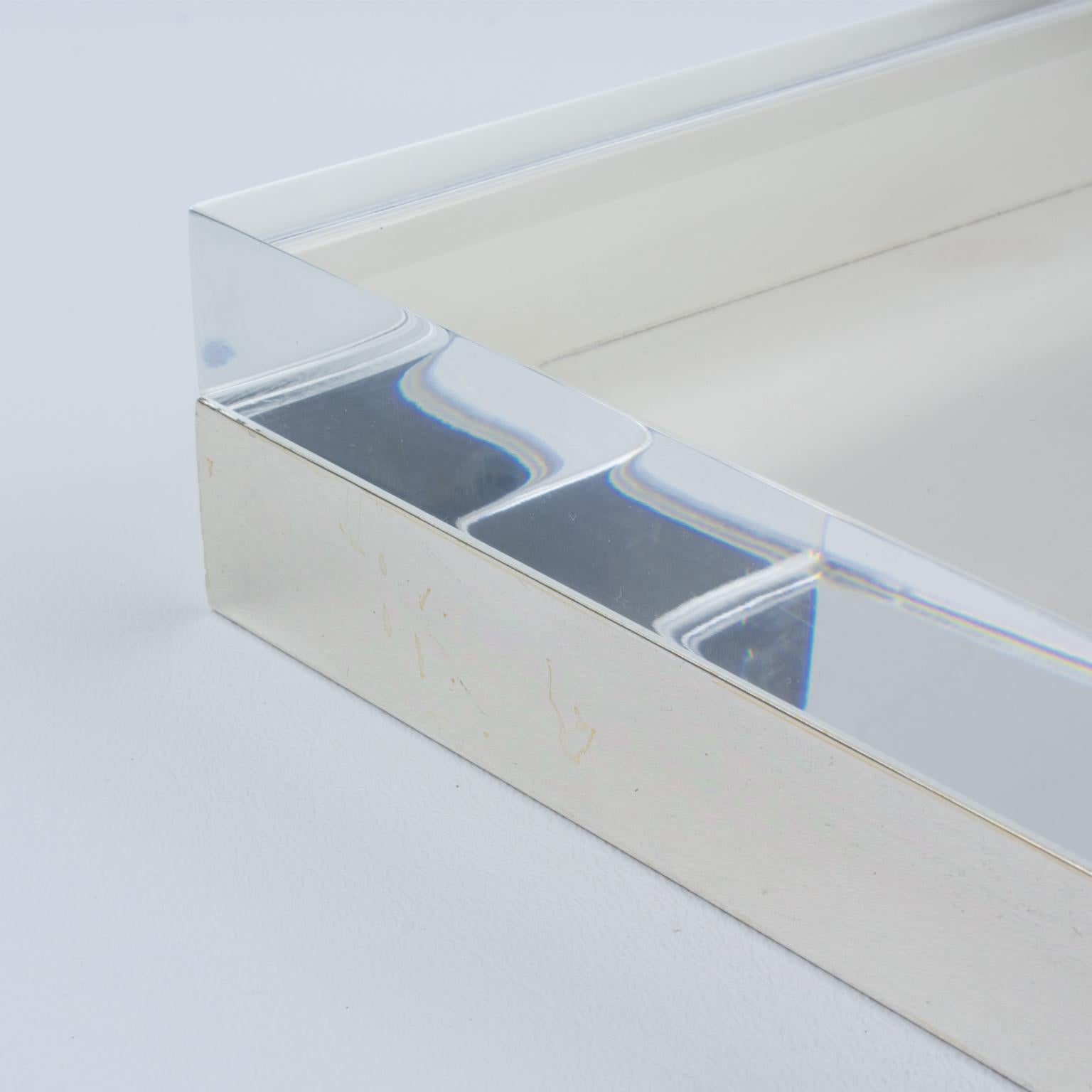 Lucite and Silver Plate Large Modernist Box, circa 1970 im Angebot 2
