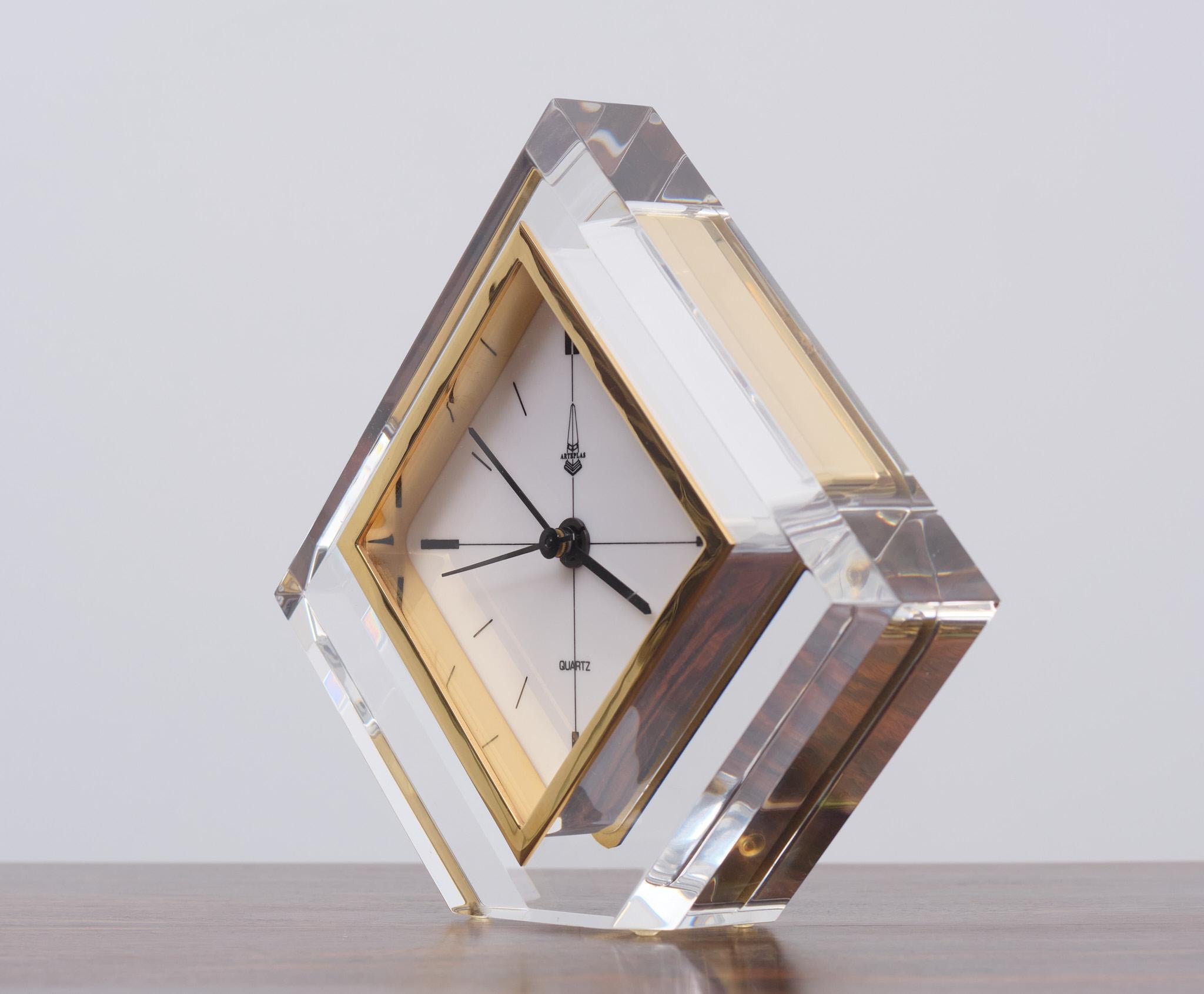 Hollywood Regency Lucite Arteplas Triangle Shape Quarts Table Clock Spain 1970s 