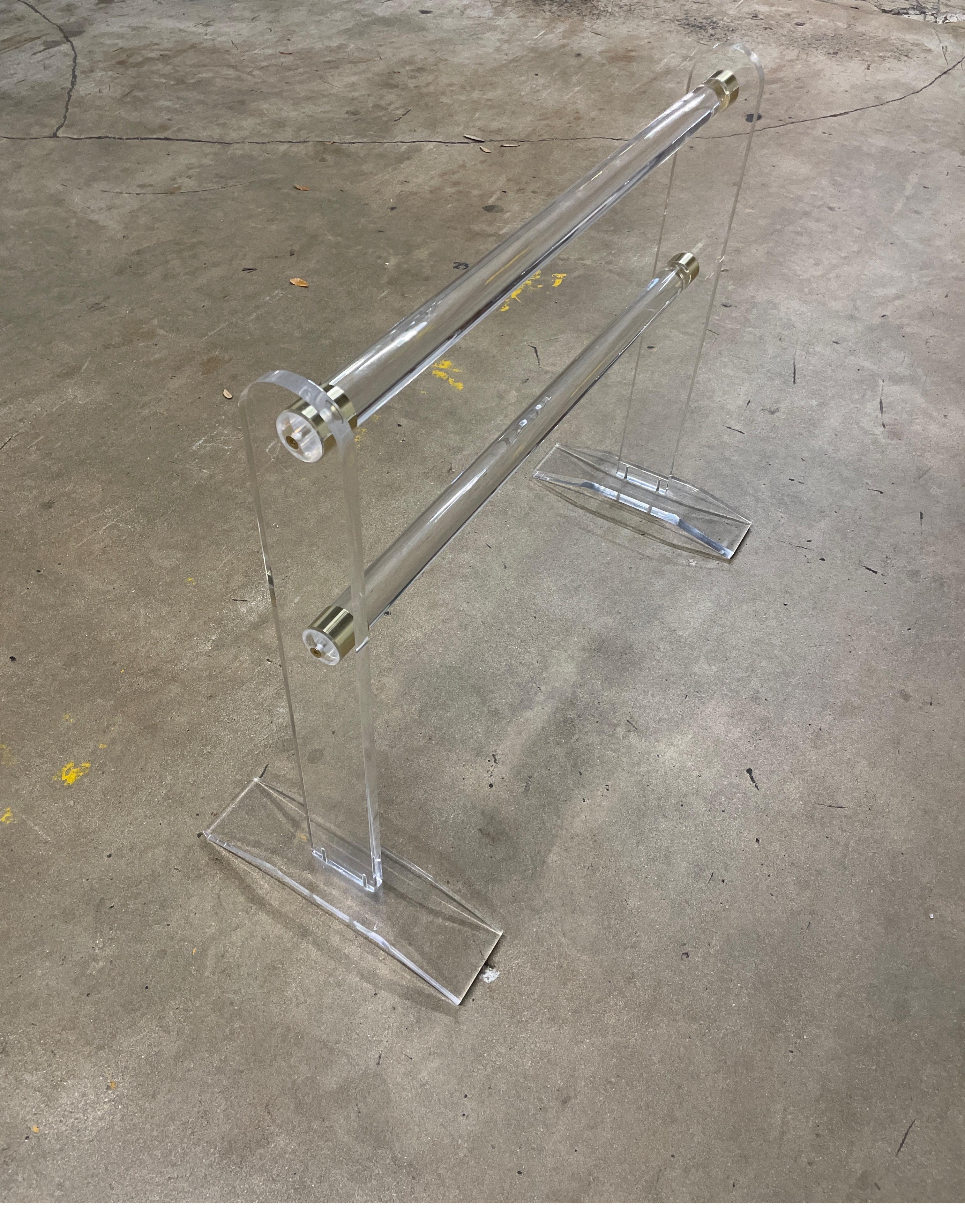 Lucite Blanket / Quilt Rack In Good Condition For Sale In West Palm Beach, FL