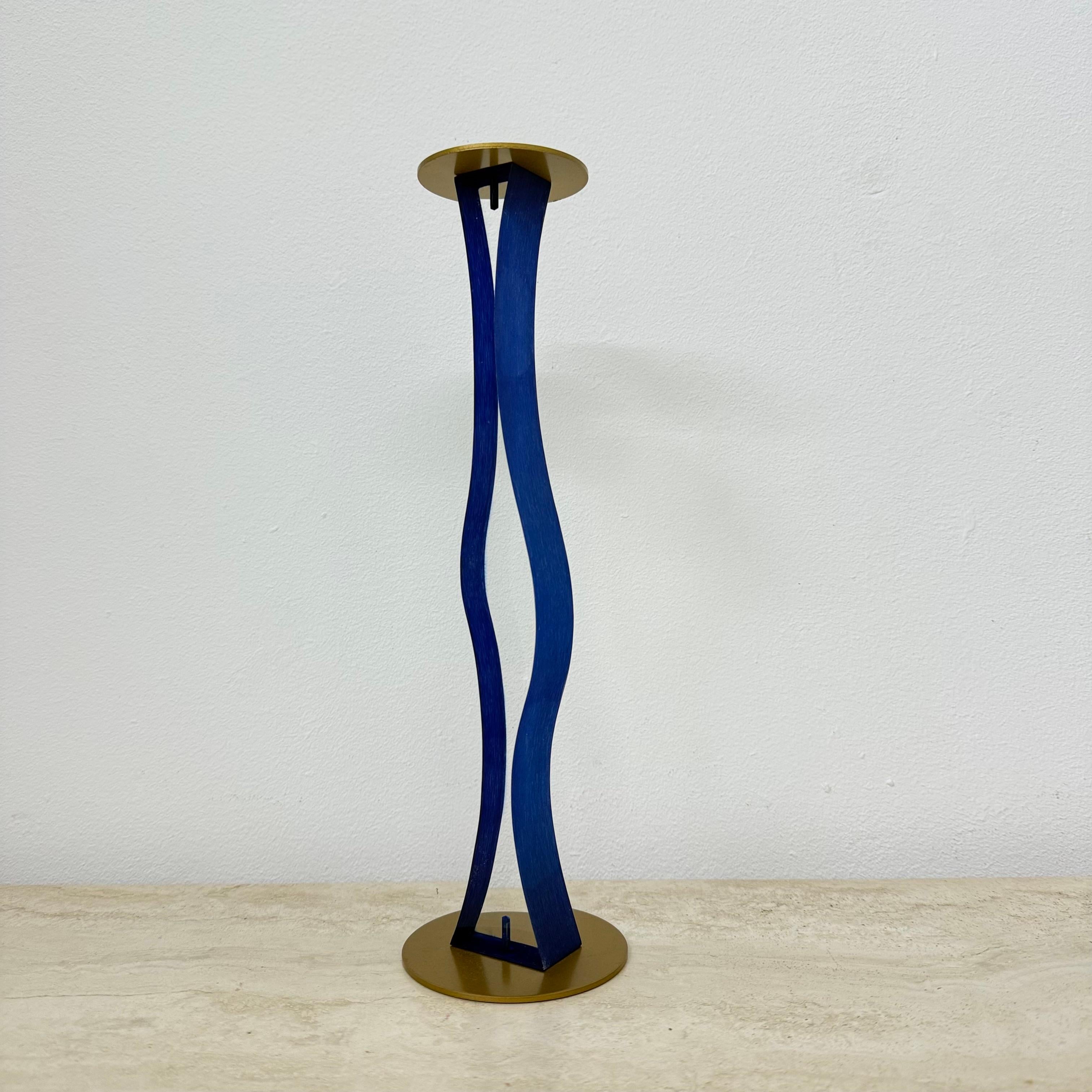 Bastone da candela in lucite blu e oro , anni '70 in vendita 6