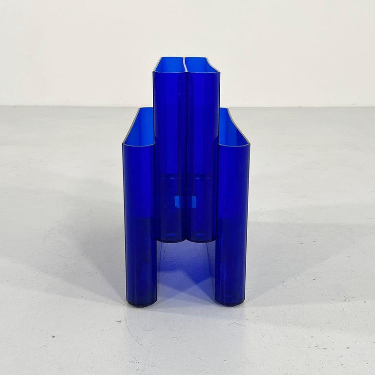 Lucite Blue Magazine Rack by Giotto Stoppino for Kartell, 1970s For