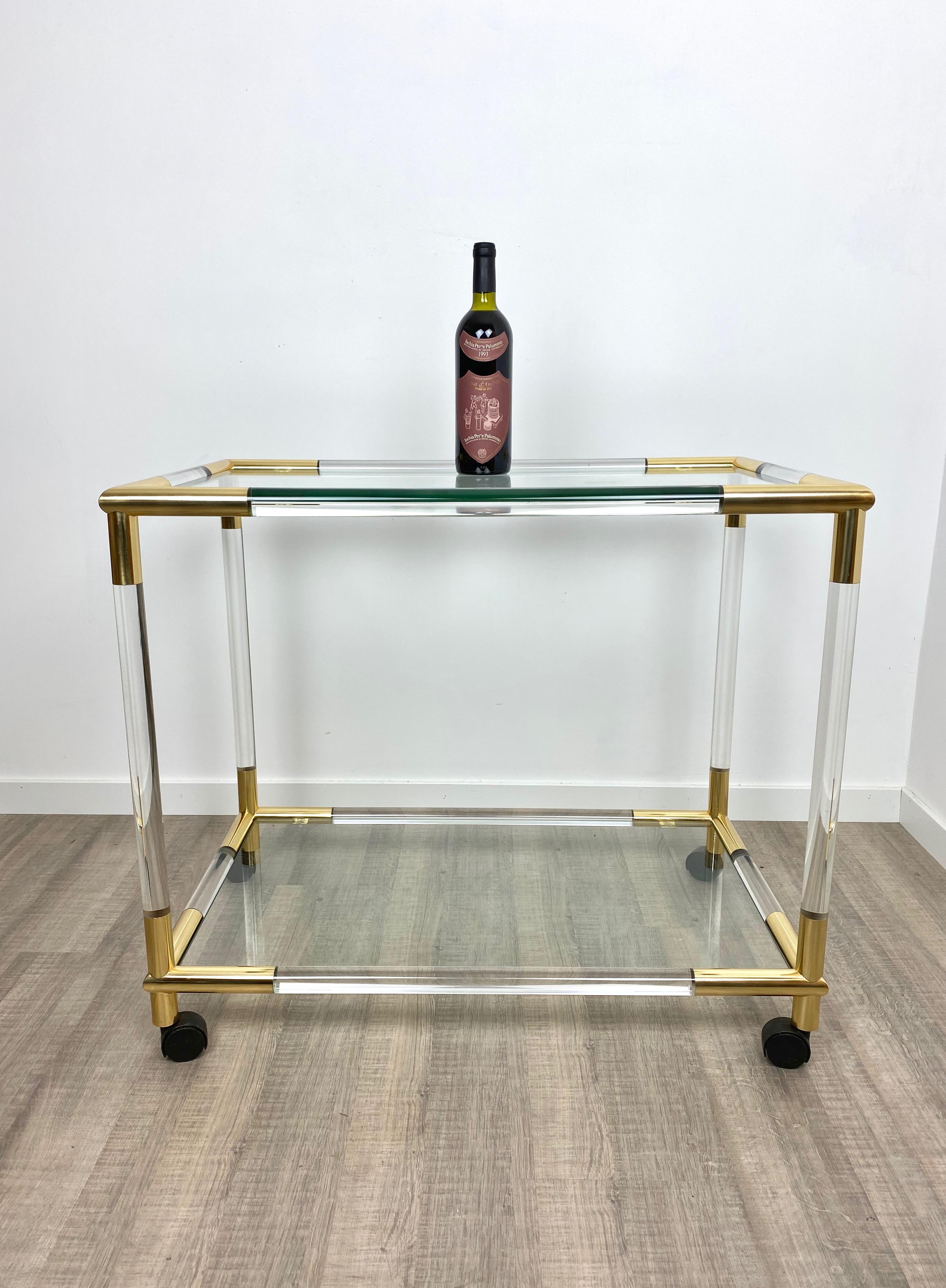 Lucite, Brass and Glass Bar Serving Cart Trolley, Italy, 1970s For Sale 6