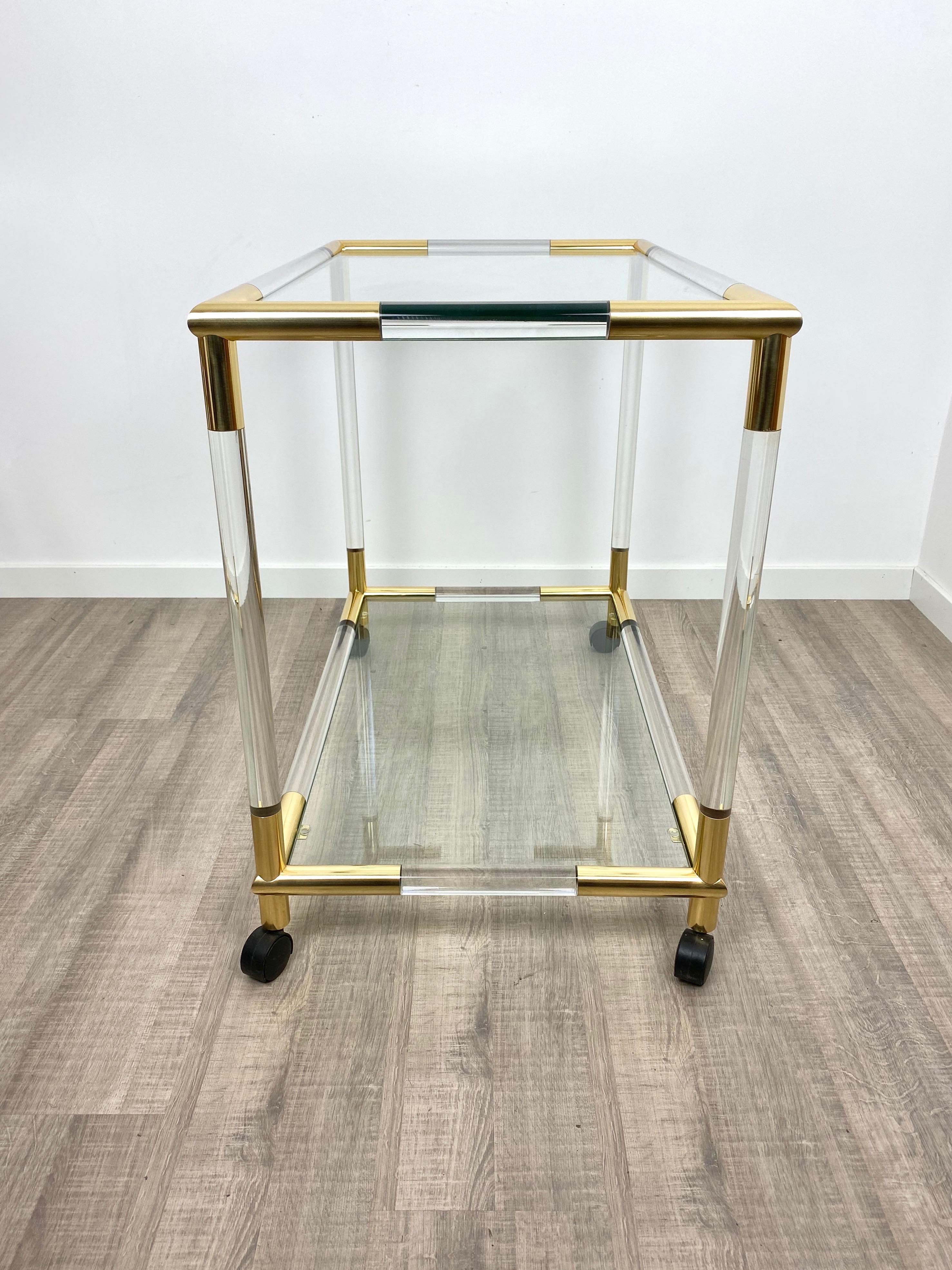 Lucite, Brass and Glass Bar Serving Cart Trolley, Italy, 1970s For Sale 2