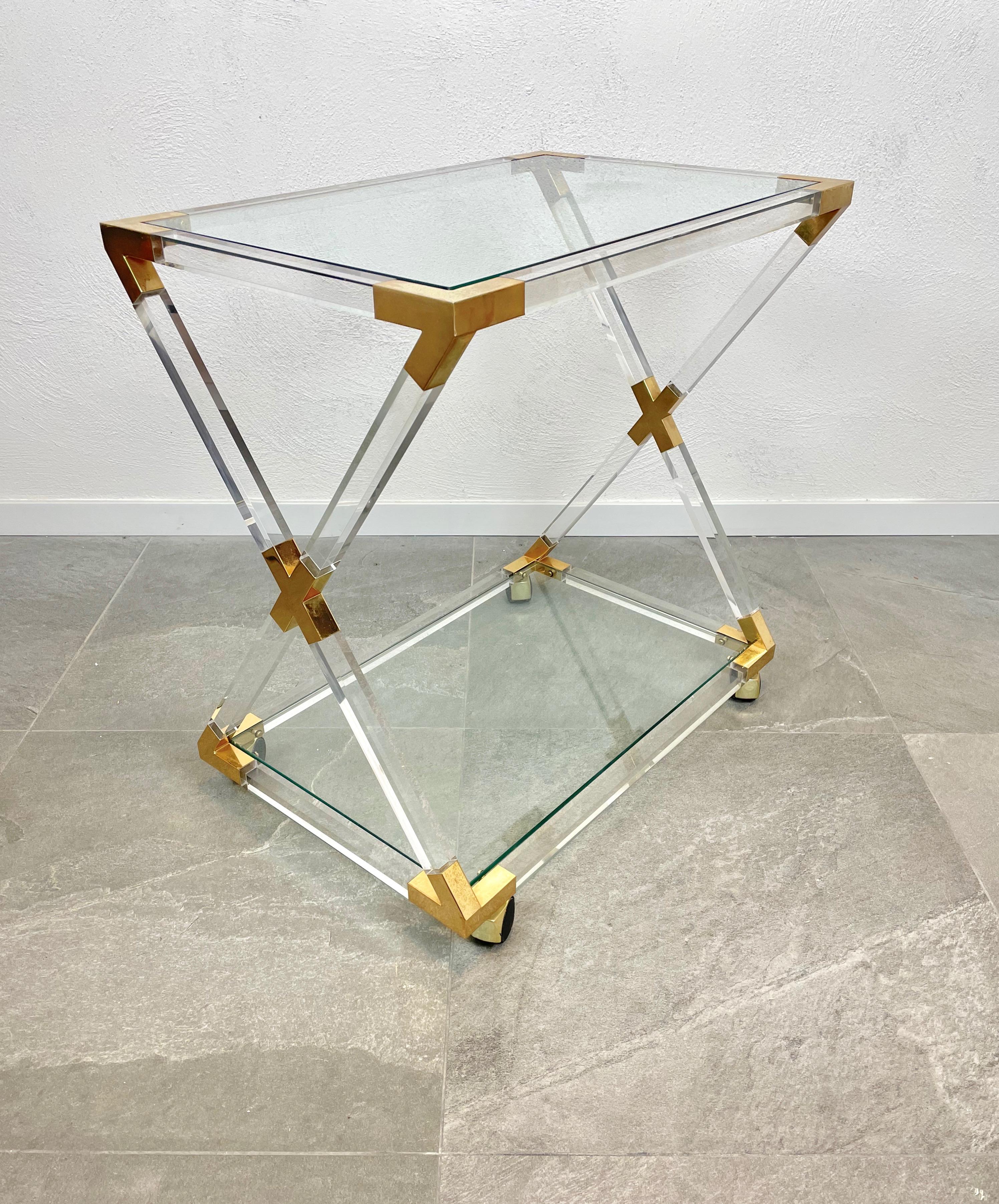 Lucite Brass and Glass Serving Cart Charles Hollis Jones Style, Italy, 1970s For Sale 4