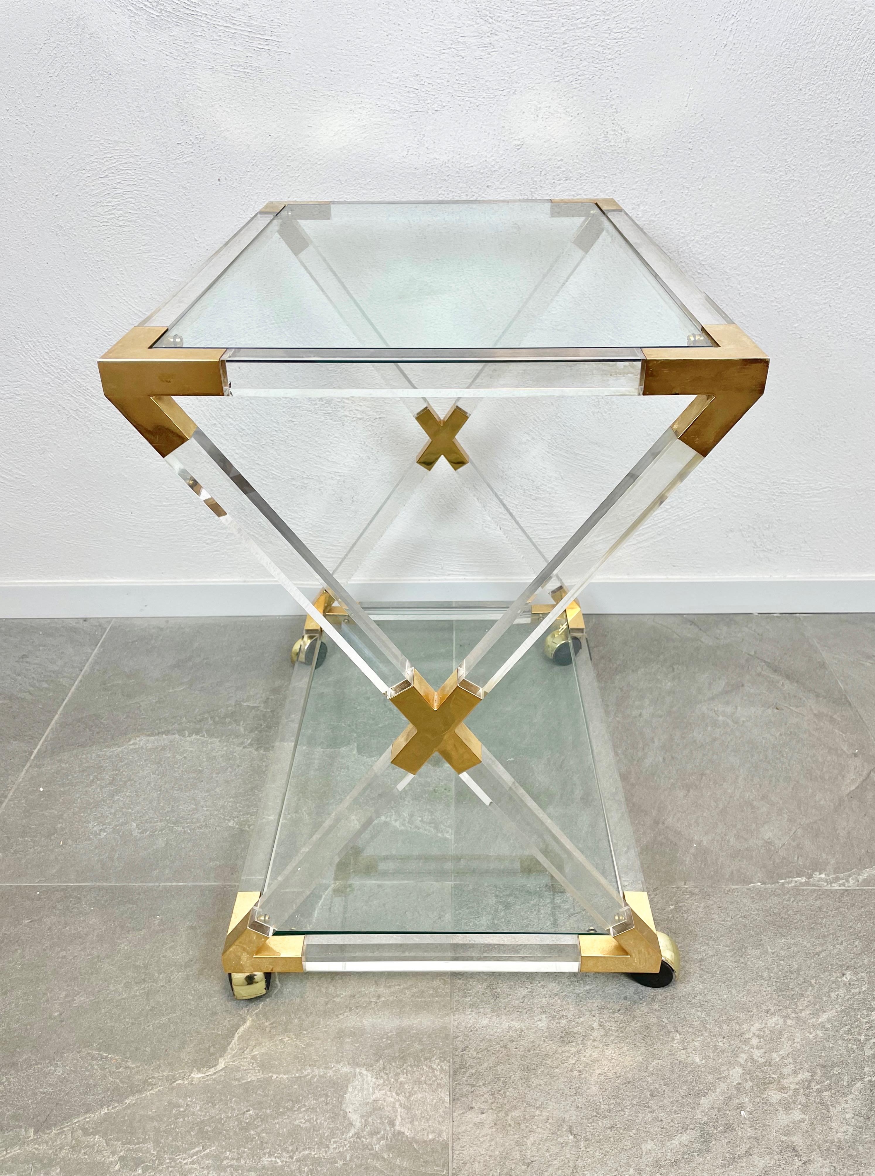 Mid-Century Modern Lucite Brass and Glass Serving Cart Charles Hollis Jones Style, Italy, 1970s For Sale