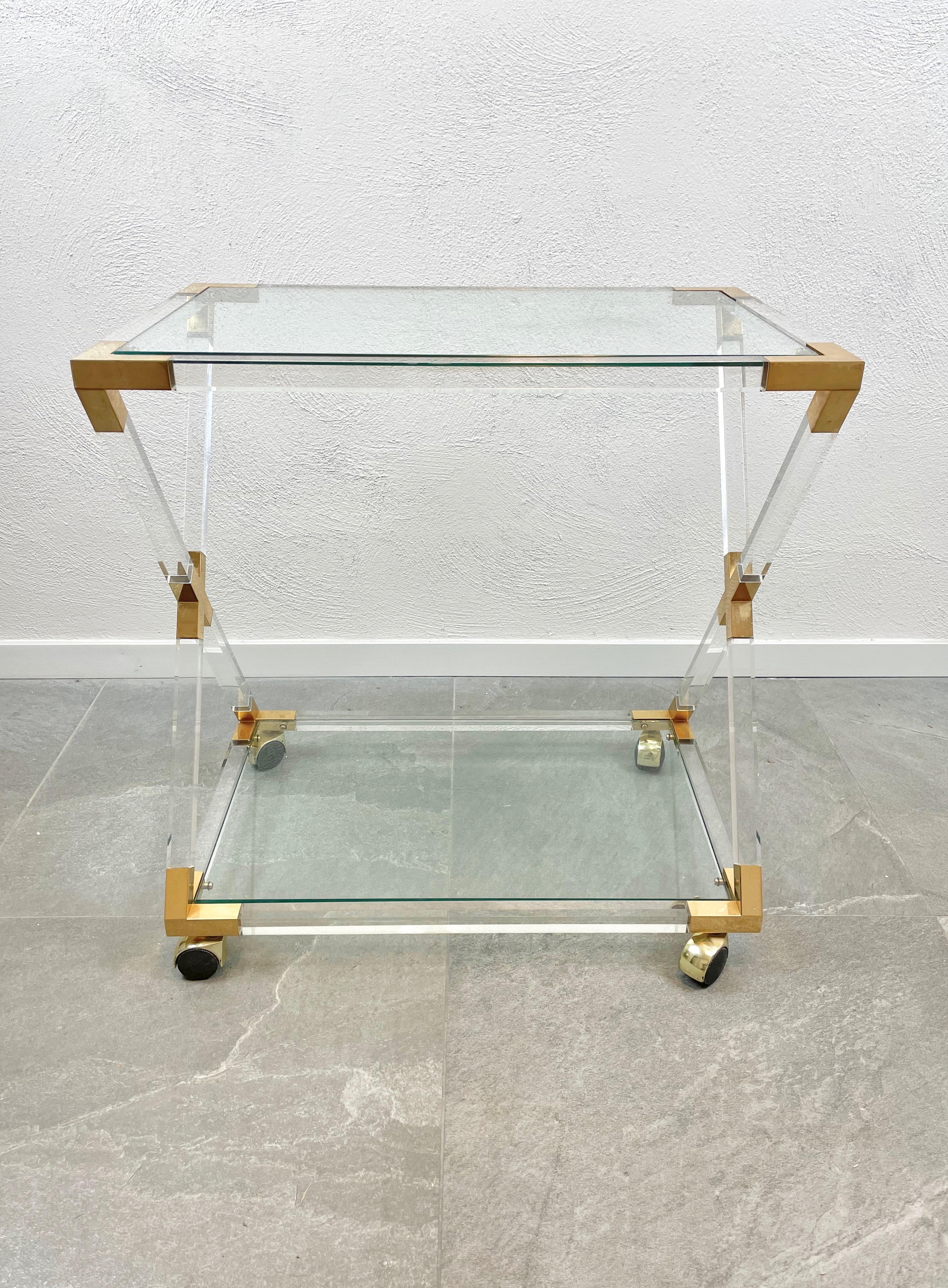 Lucite Brass and Glass Serving Cart Charles Hollis Jones Style, Italy, 1970s For Sale 1