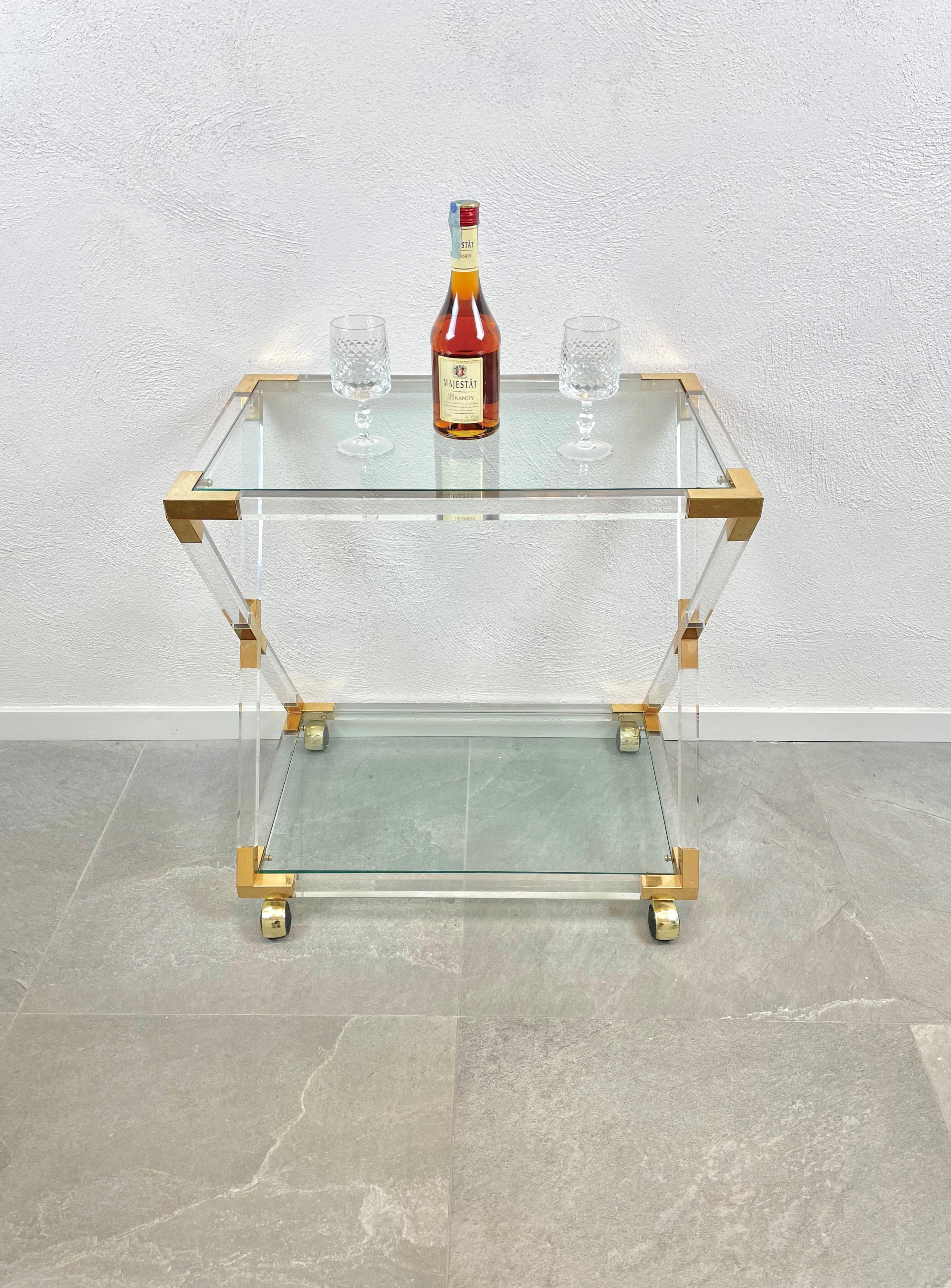 Lucite Brass and Glass Serving Cart Charles Hollis Jones Style, Italy, 1970s For Sale 2