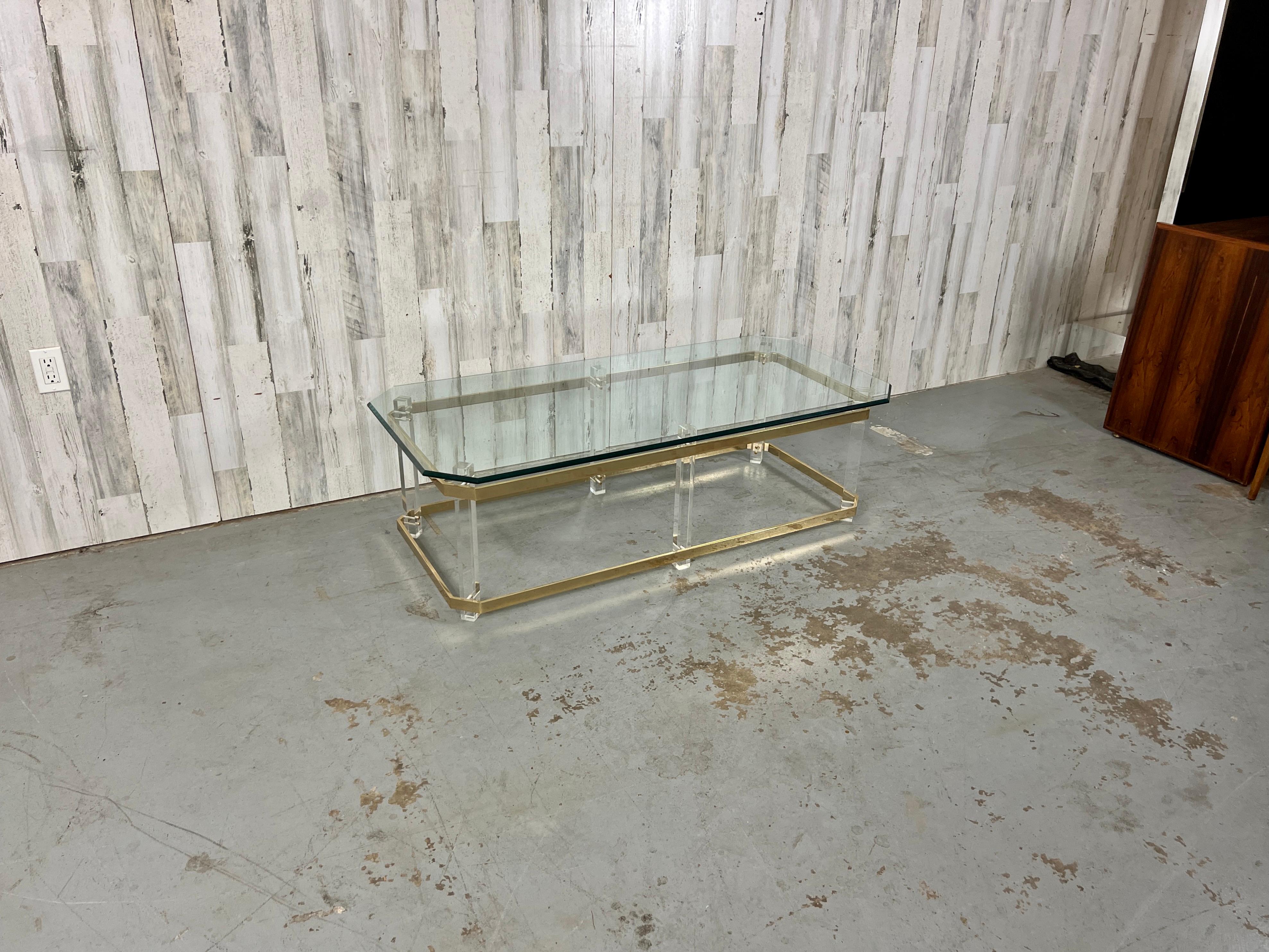 Lucite & Brass Cocktail Table, 1980s For Sale 5