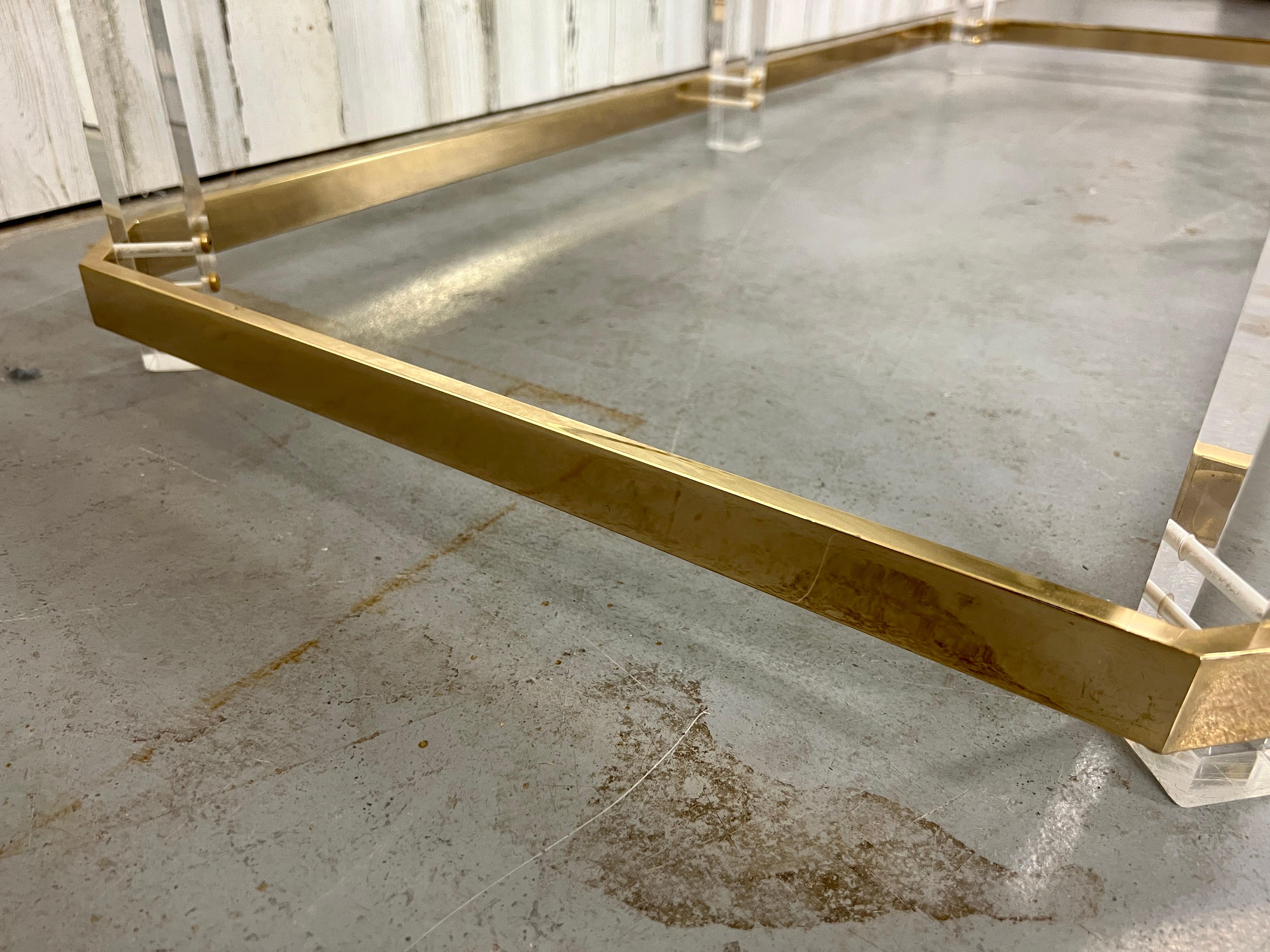 Lucite & Brass Cocktail Table, 1980s For Sale 8