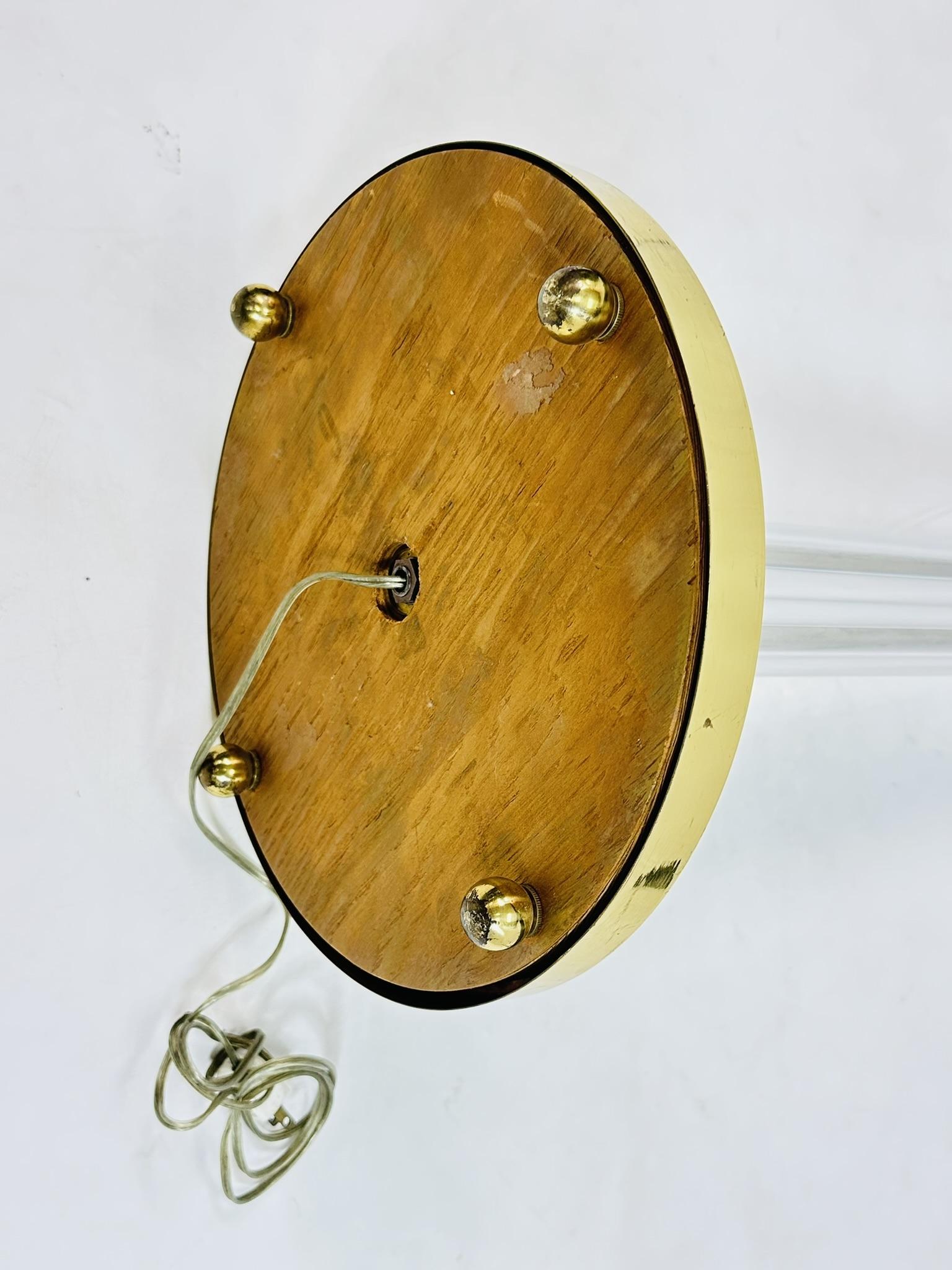 Lampada da terra in lucite e ottone di Charles Hollis Jones, firmata. in vendita 8