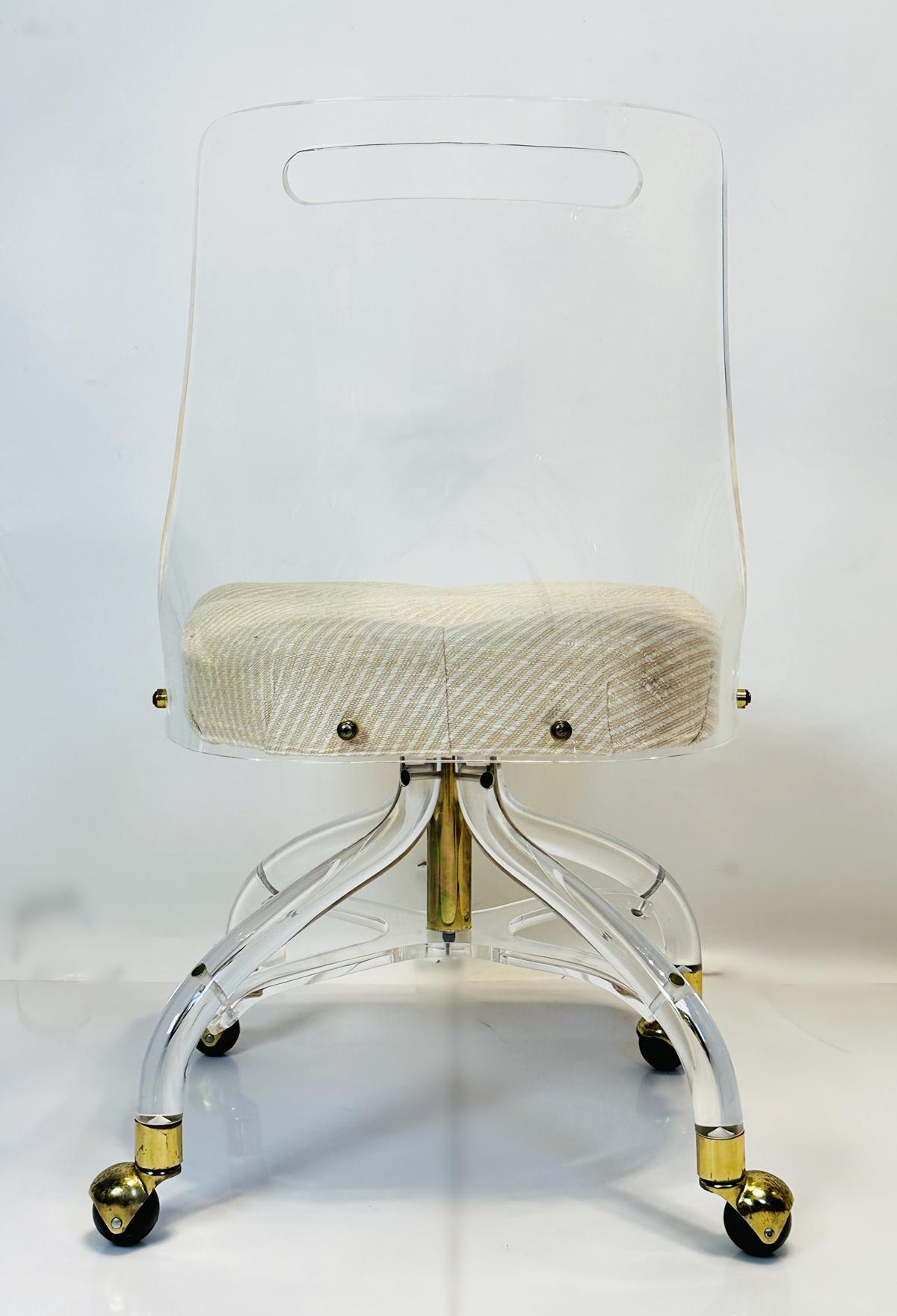 Mid-20th Century Lucite & Brass Vanity Chair by Hill Manufacturing, USA 1960's For Sale