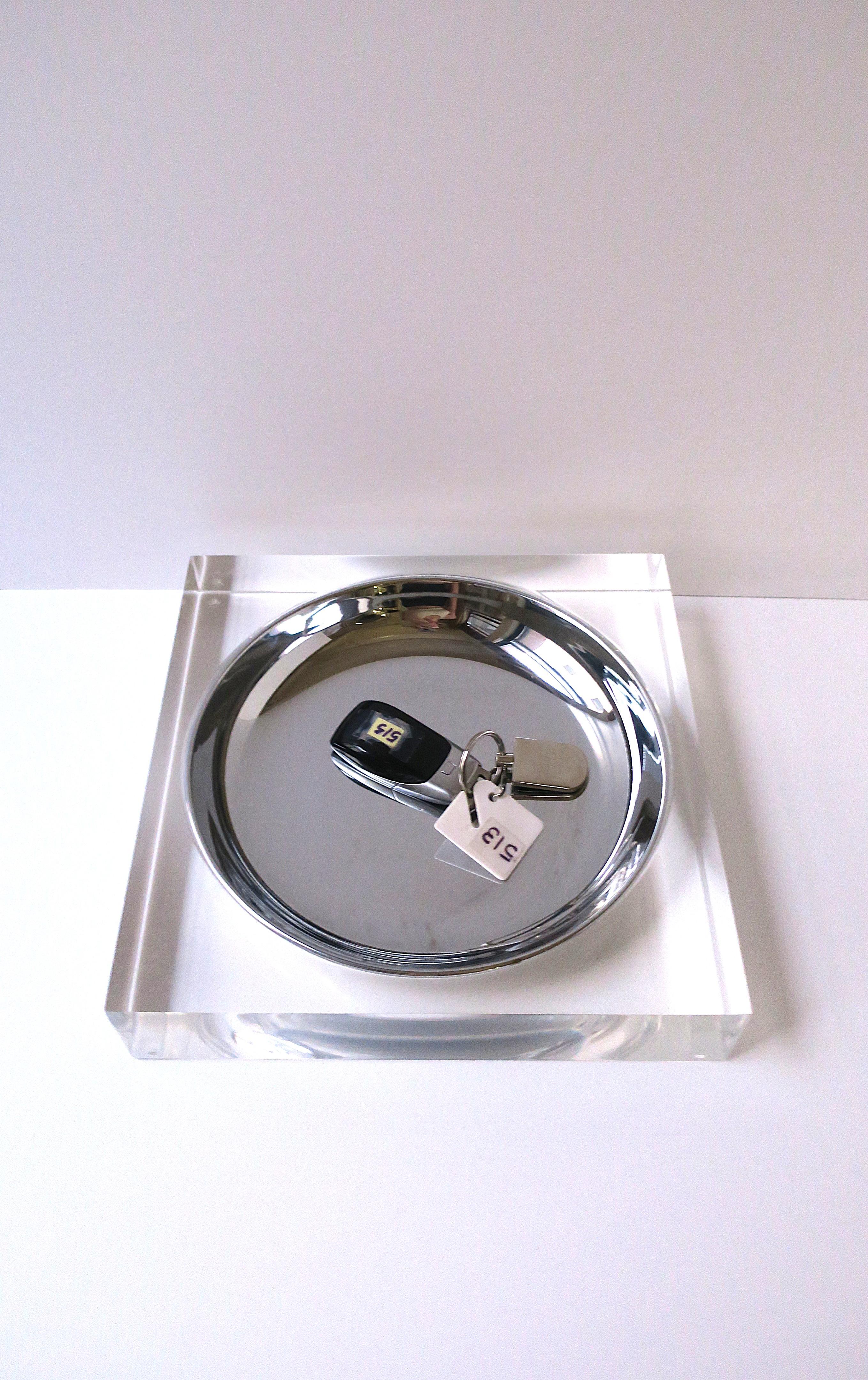 Lucite Auffangschale (Chrom) im Angebot