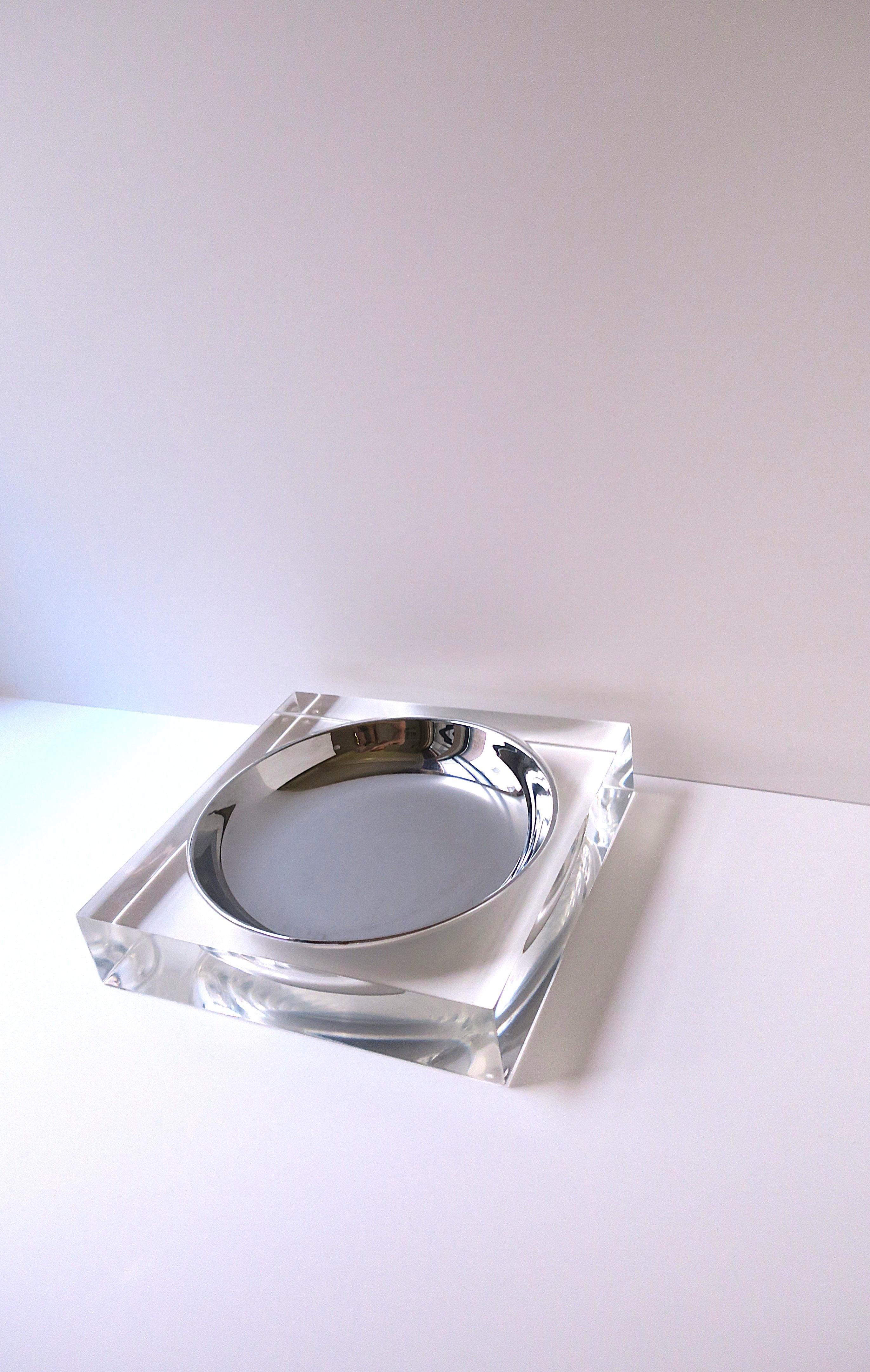 Lucite Auffangschale im Angebot 1