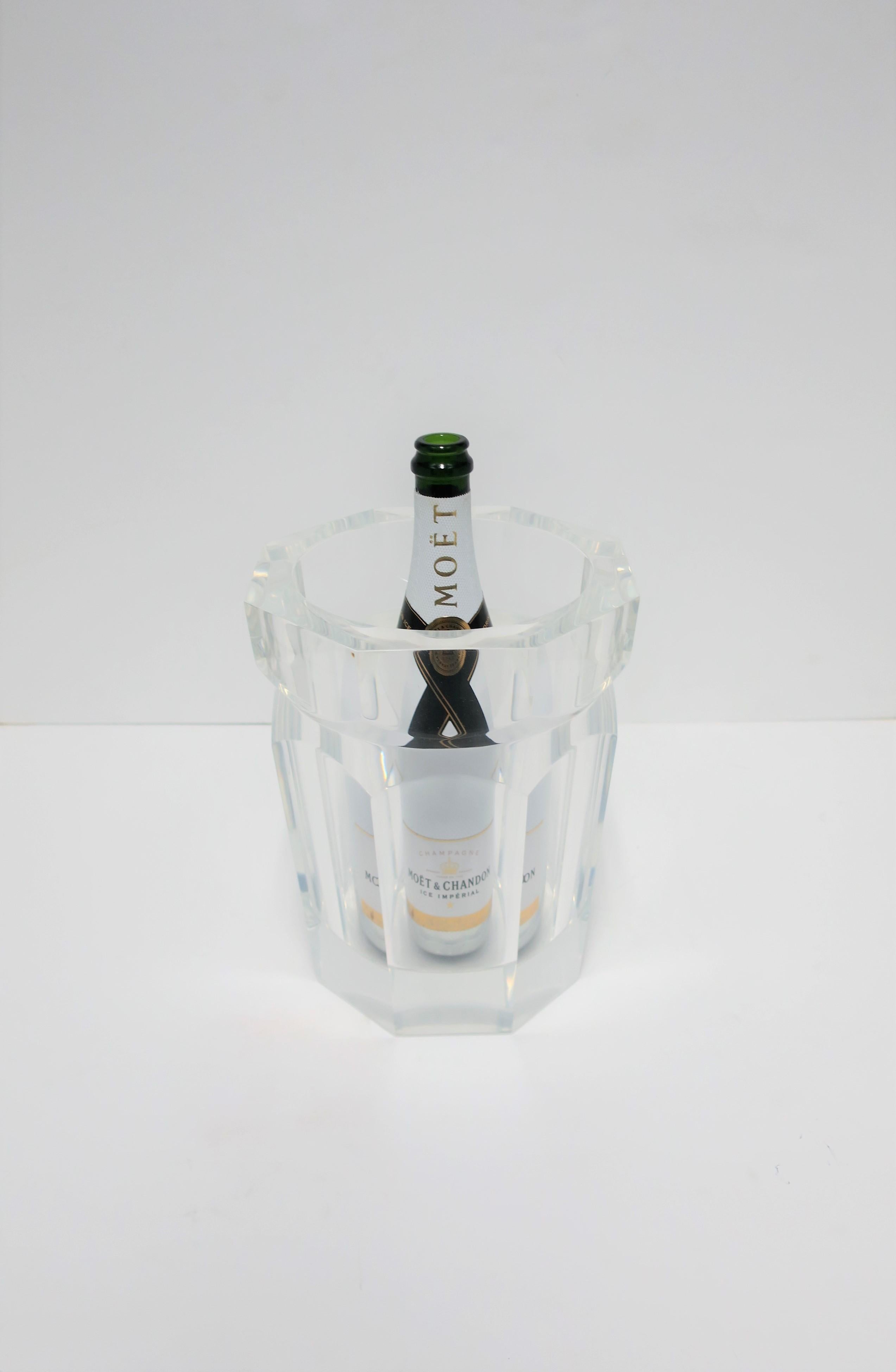 Lucite Champagne Wine Cooler or Ice Bucket In Good Condition In New York, NY