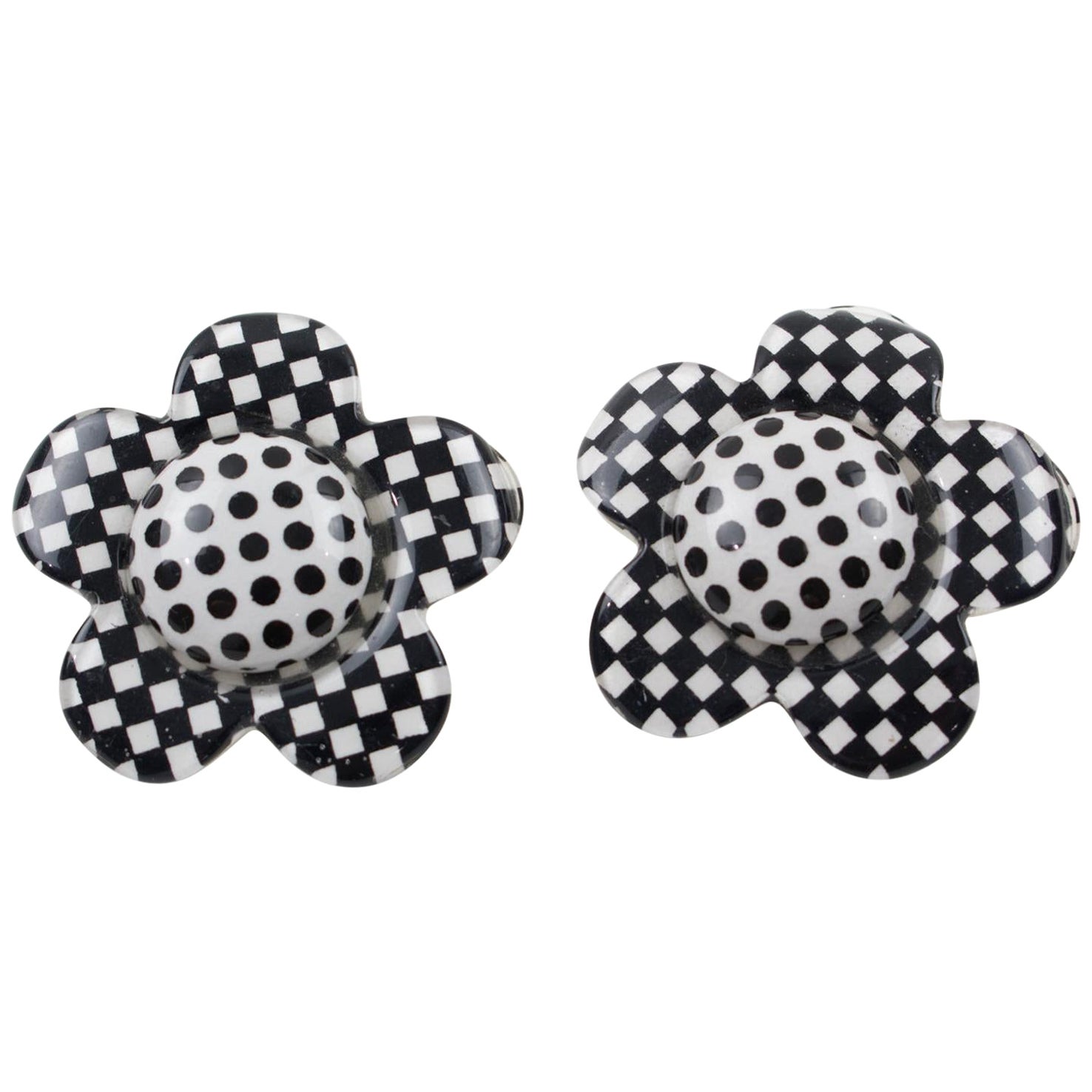 Lucite Clip Earrings Black and White Checkerboard Daisy Flower For Sale