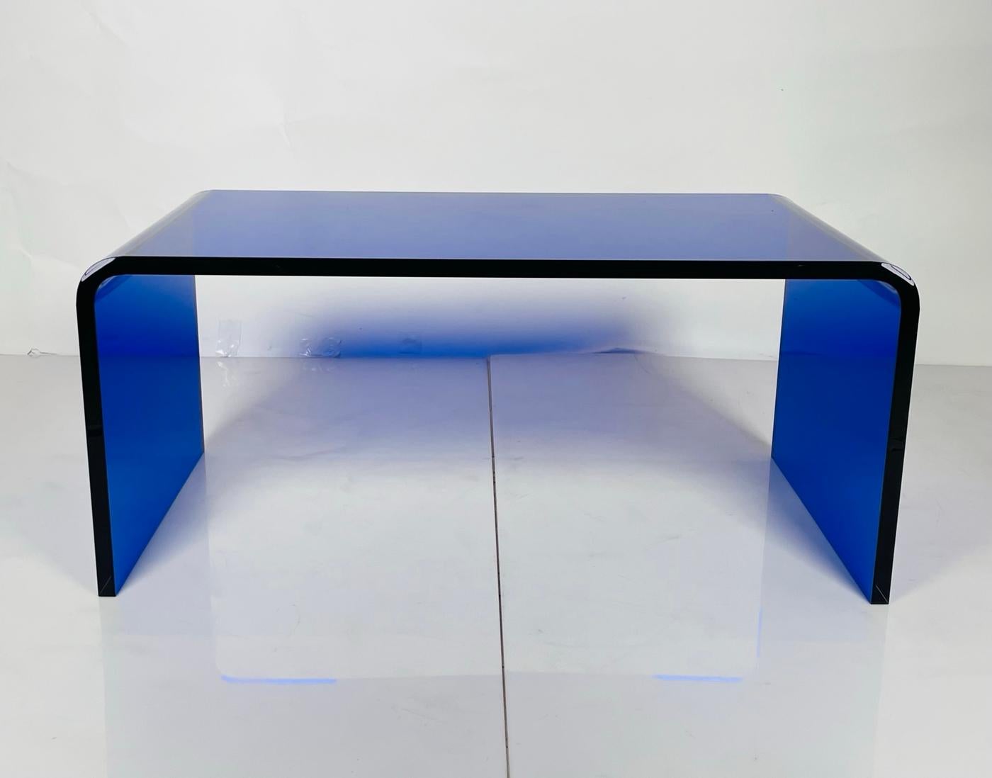 Contemporary Lucite Coffee Table in Cobalt Blue by Cain Modern, USA 2023 For Sale