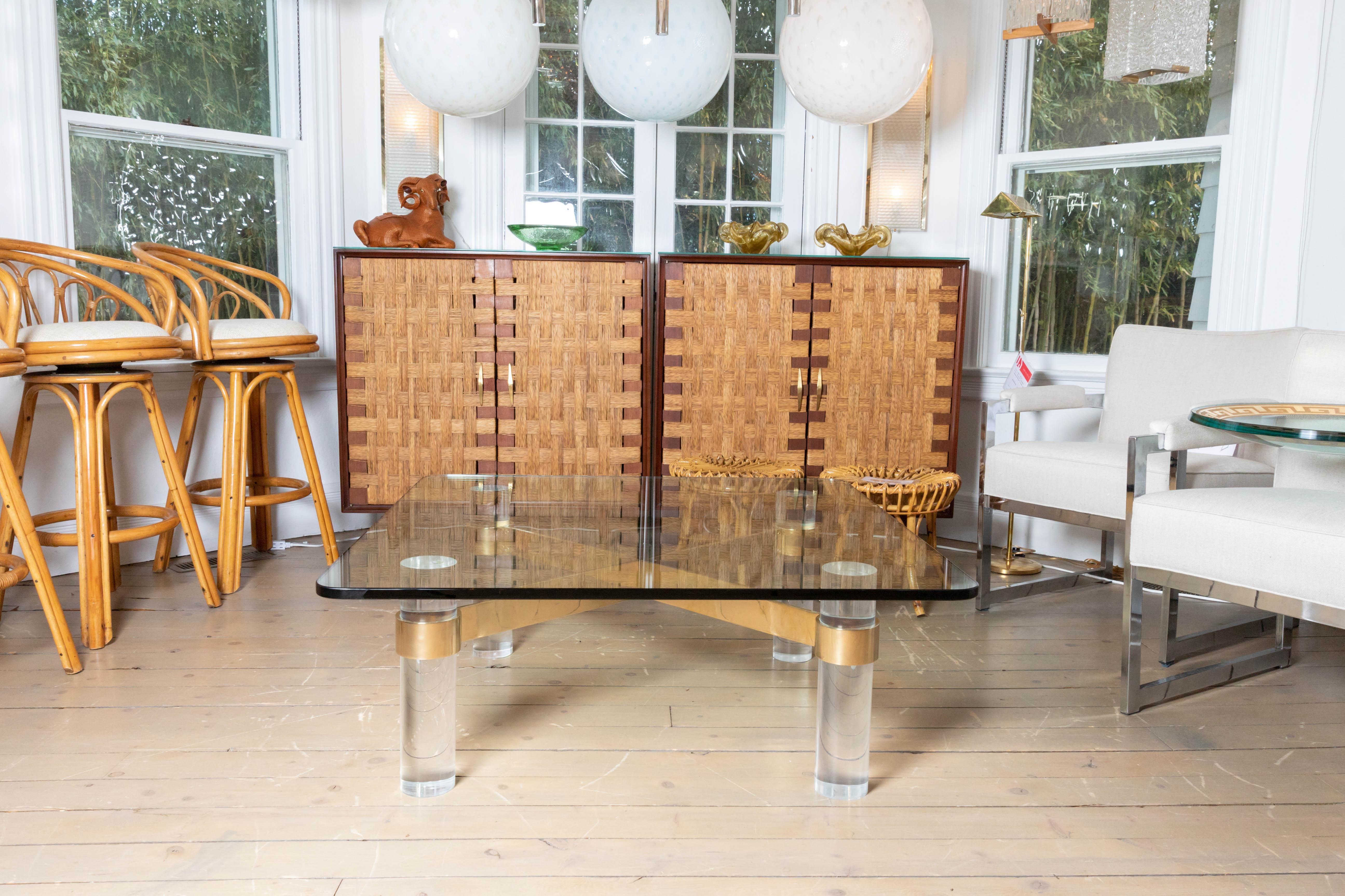 Modern Lucite Colulmns, Brass Cross Bars Base and Glass Top Coffee Table, Karl Springer