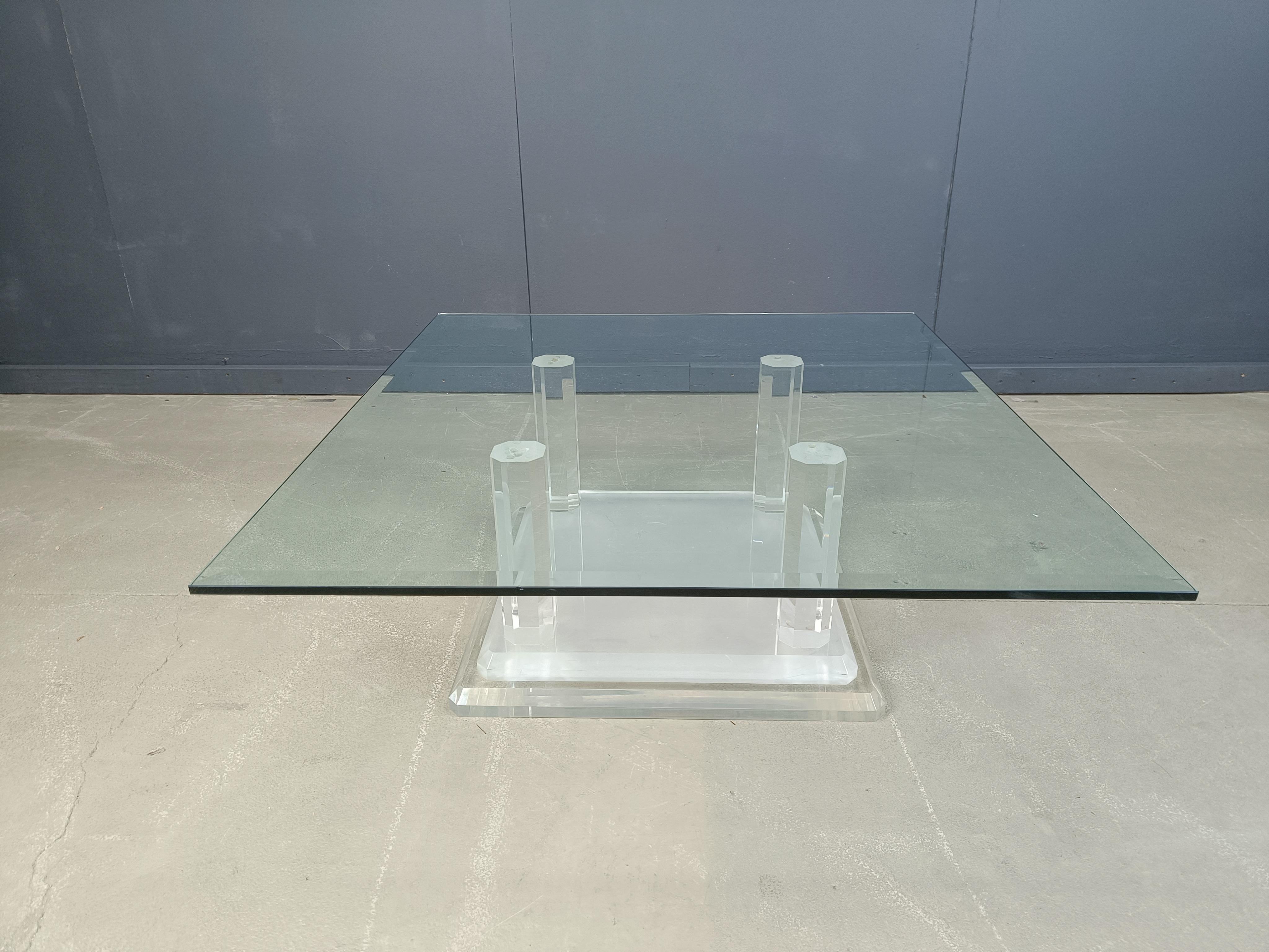 Glass Lucite column coffee table or side table, 1970s For Sale