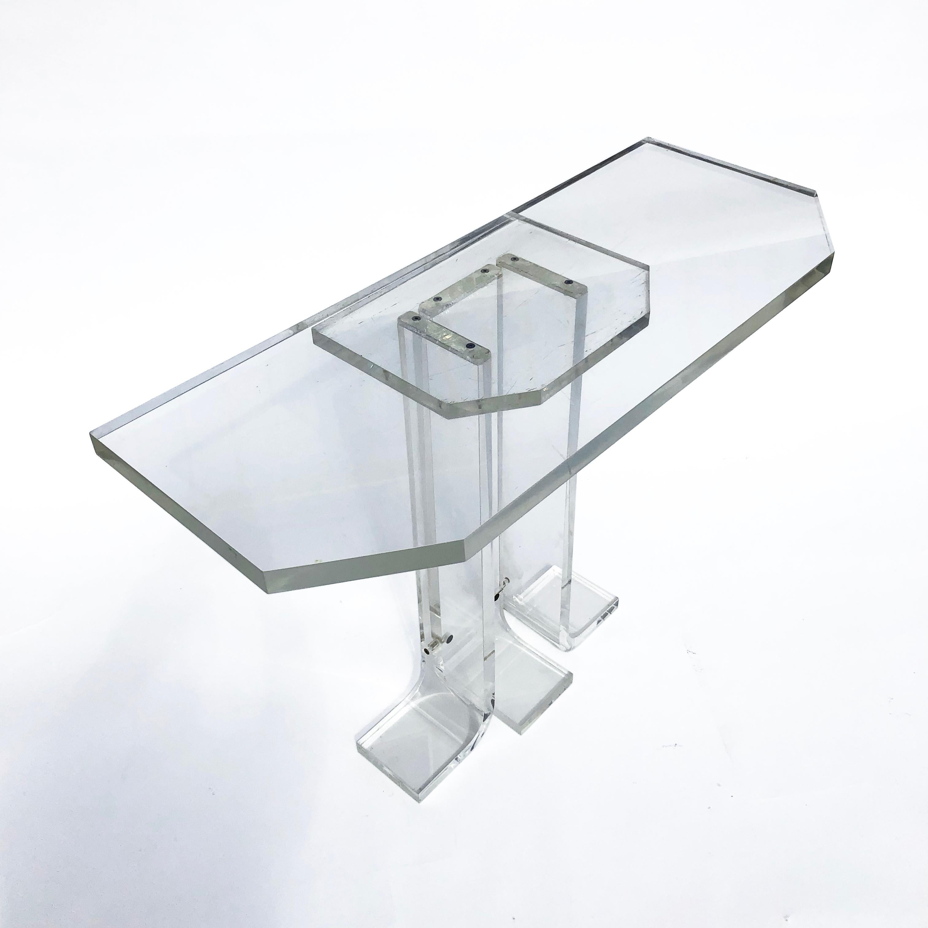 Lucite Console Table 1970s Hollywood Regency Vintage Acrylic Perspex postmodern  For Sale 2