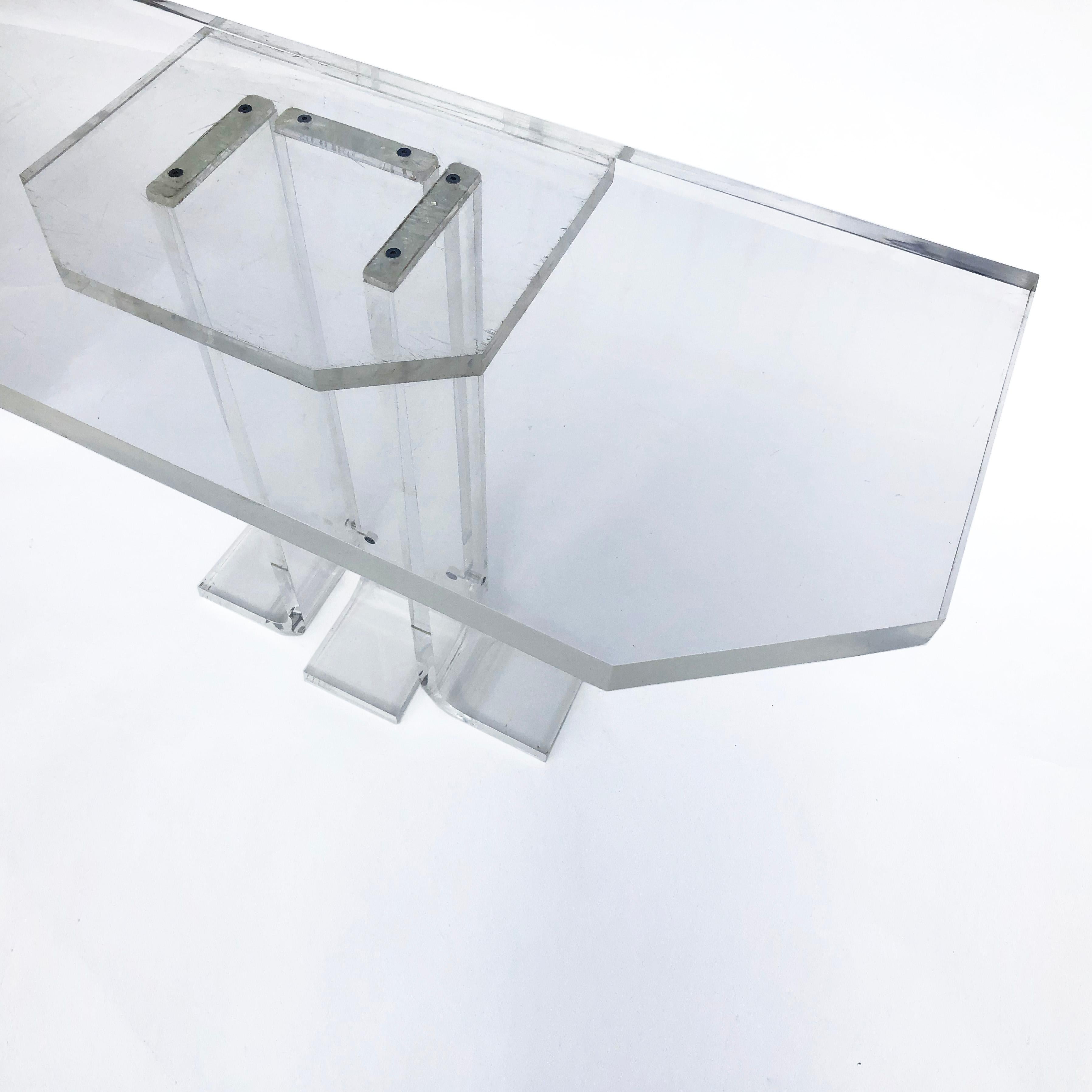 Lucite Console Table 1970s Hollywood Regency Vintage Acrylic Perspex postmodern  For Sale 4