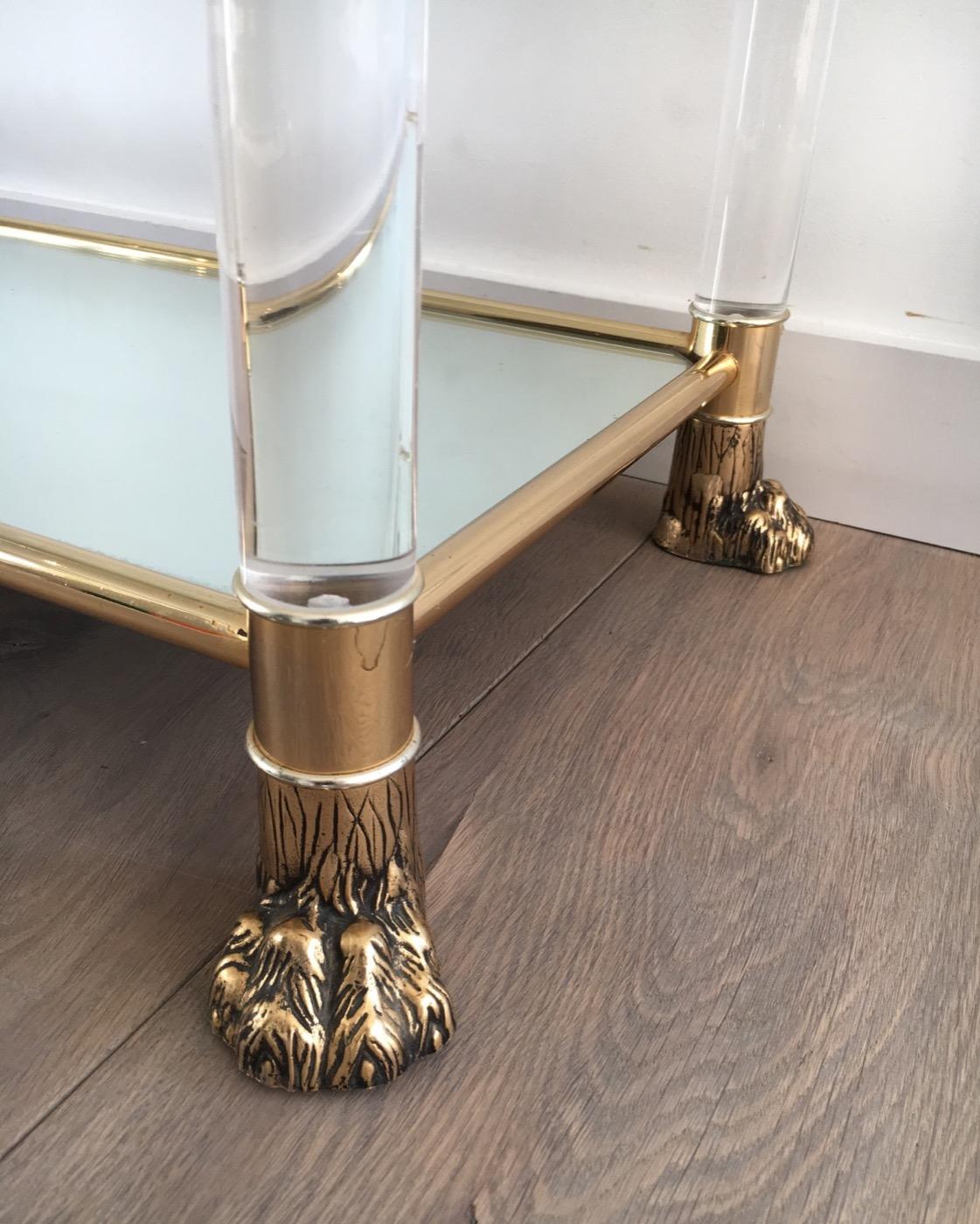 Lucite Console Table with Gild Lion Heads and Claw Feet, French, circa 1970 In Good Condition In Marcq-en-Barœul, Hauts-de-France