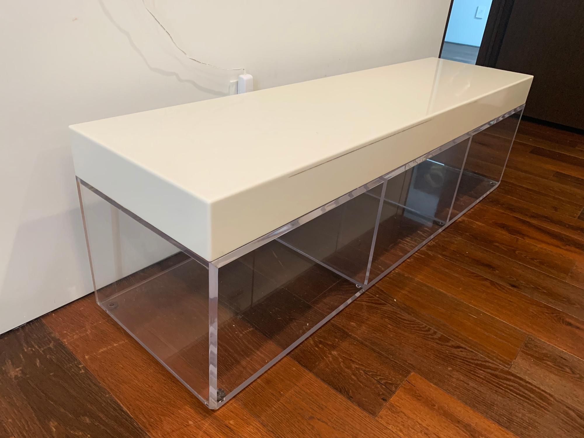 Lucite and Corian Bench by Cain Modern In Good Condition For Sale In Los Angeles, CA